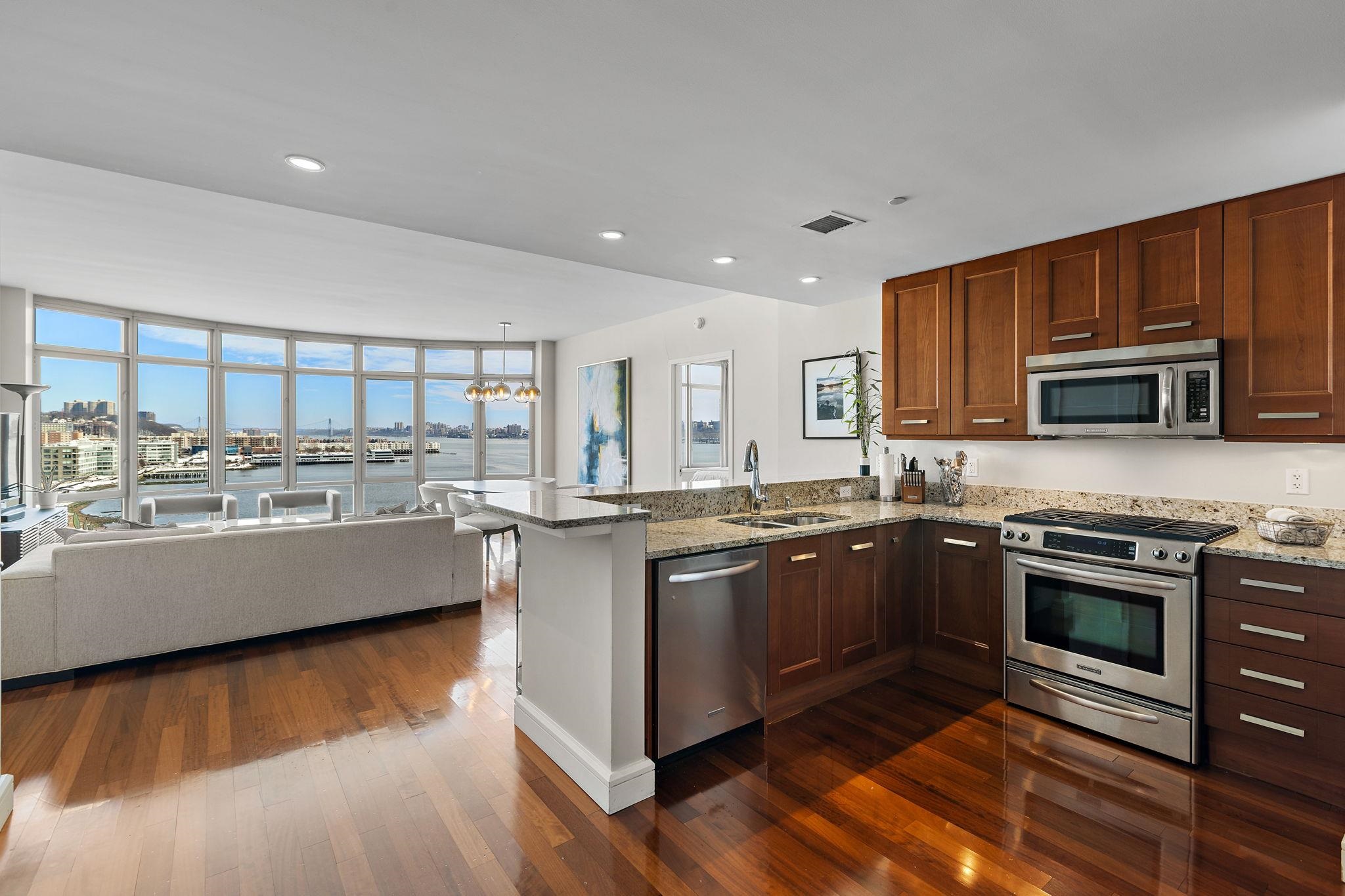 8100 RIVER RD Unit: 1115