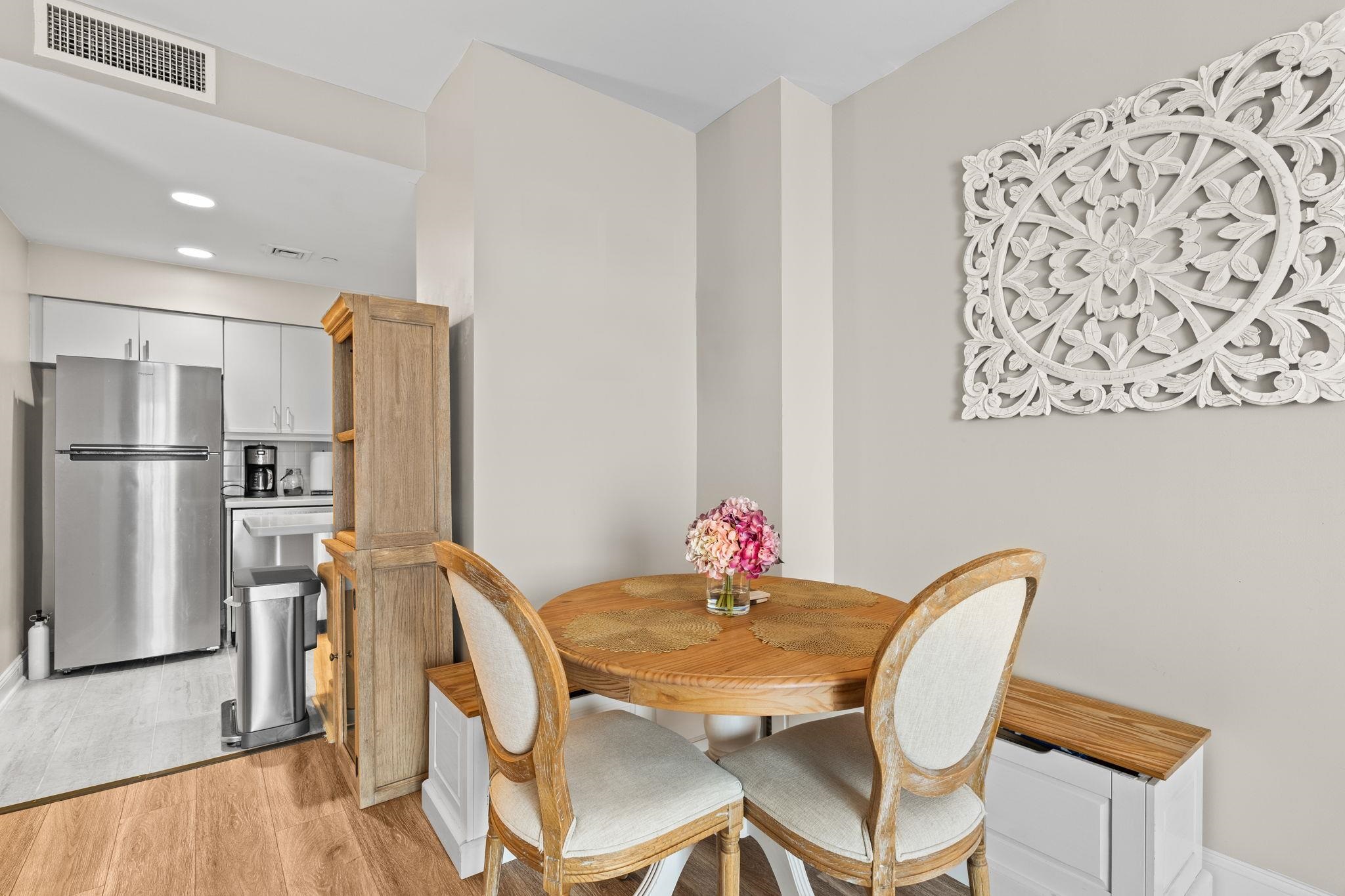 100 SHEARWATER CT EAST Unit: 31