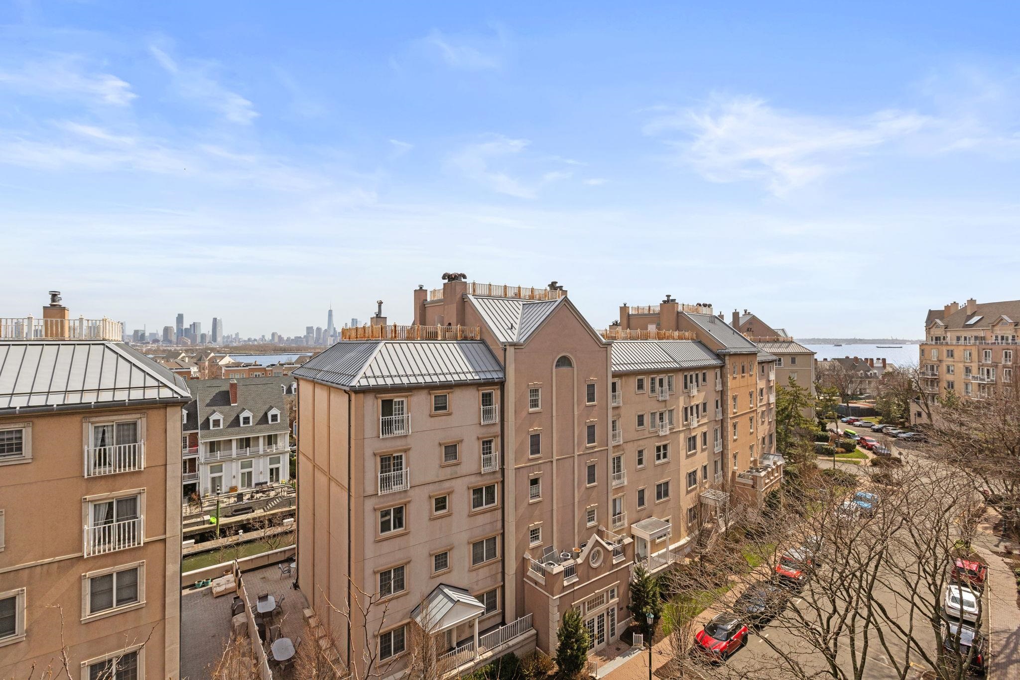 207 SHEARWATER CT WEST Unit: 66