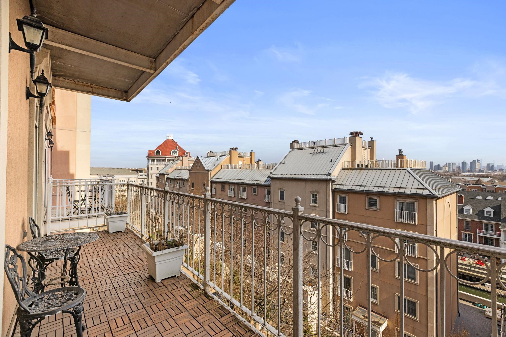 207 SHEARWATER CT WEST Unit: 66