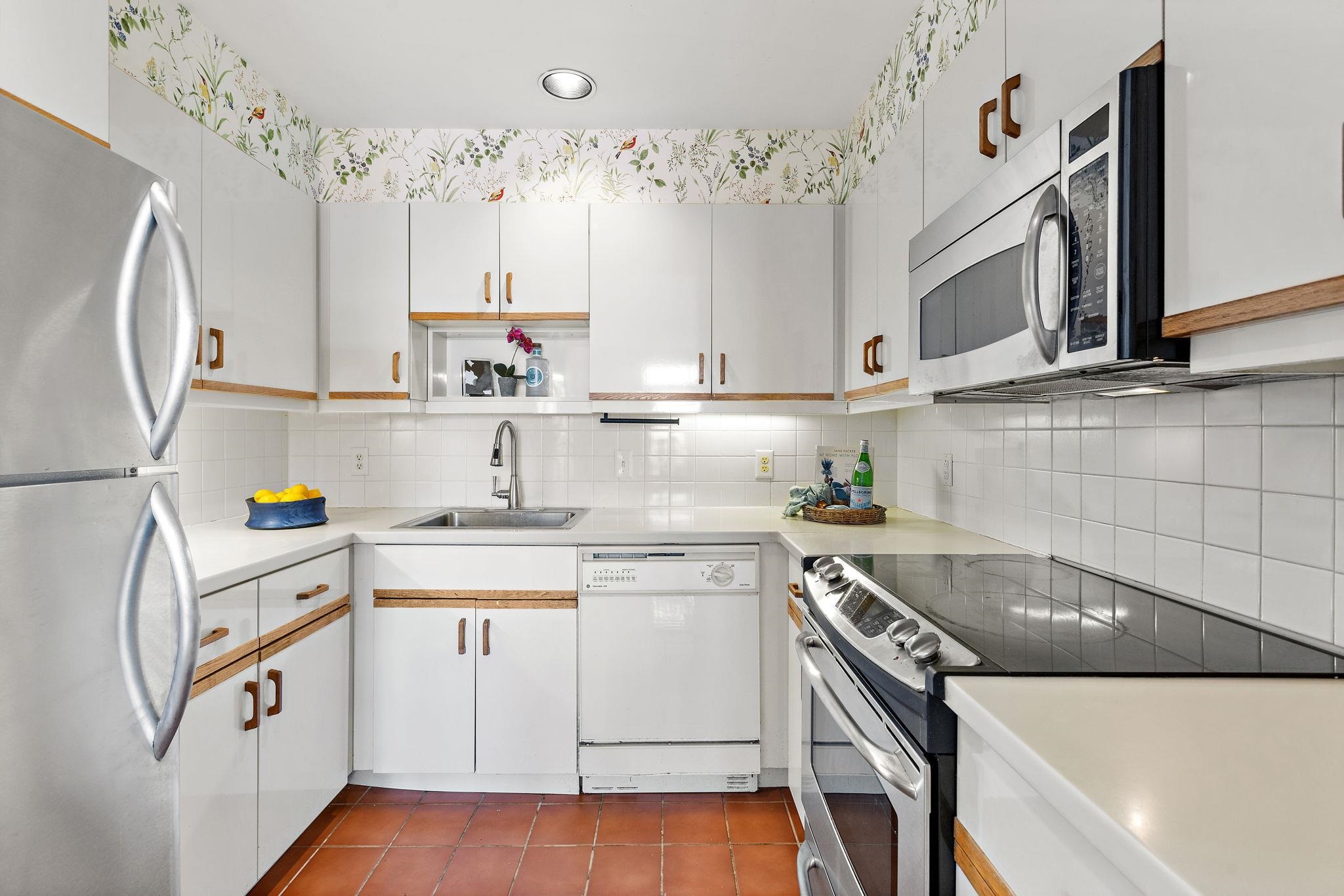 207 SHEARWATER CT WEST Unit: 66