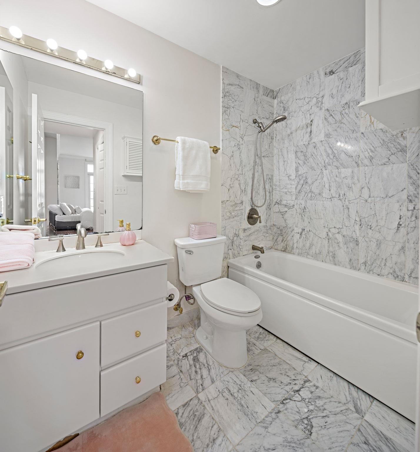 207 SHEARWATER CT WEST Unit: 66