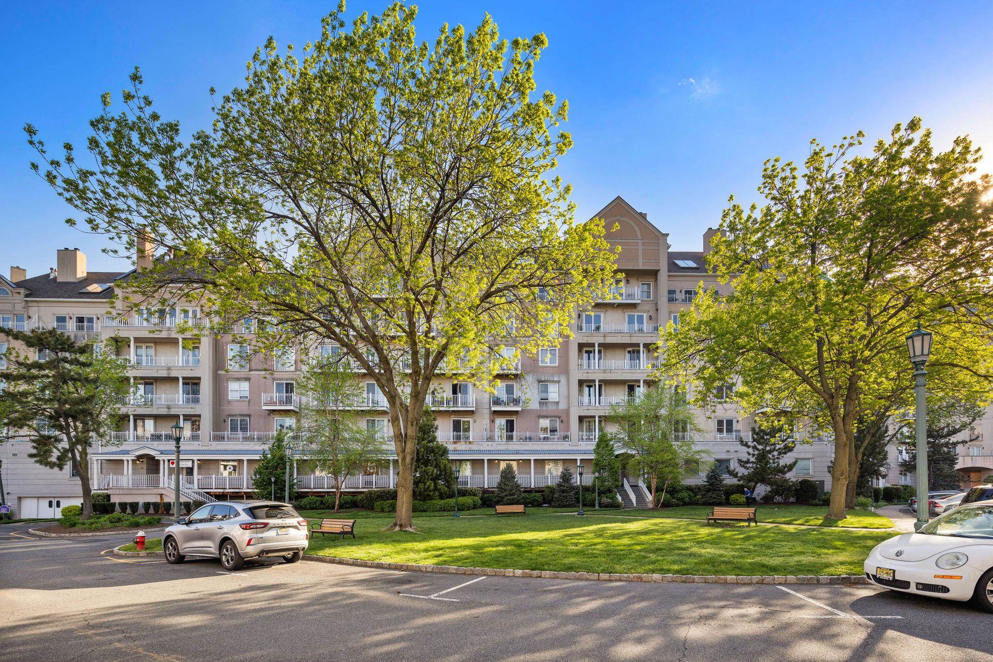102 SHEARWATER CT EAST Unit: 57