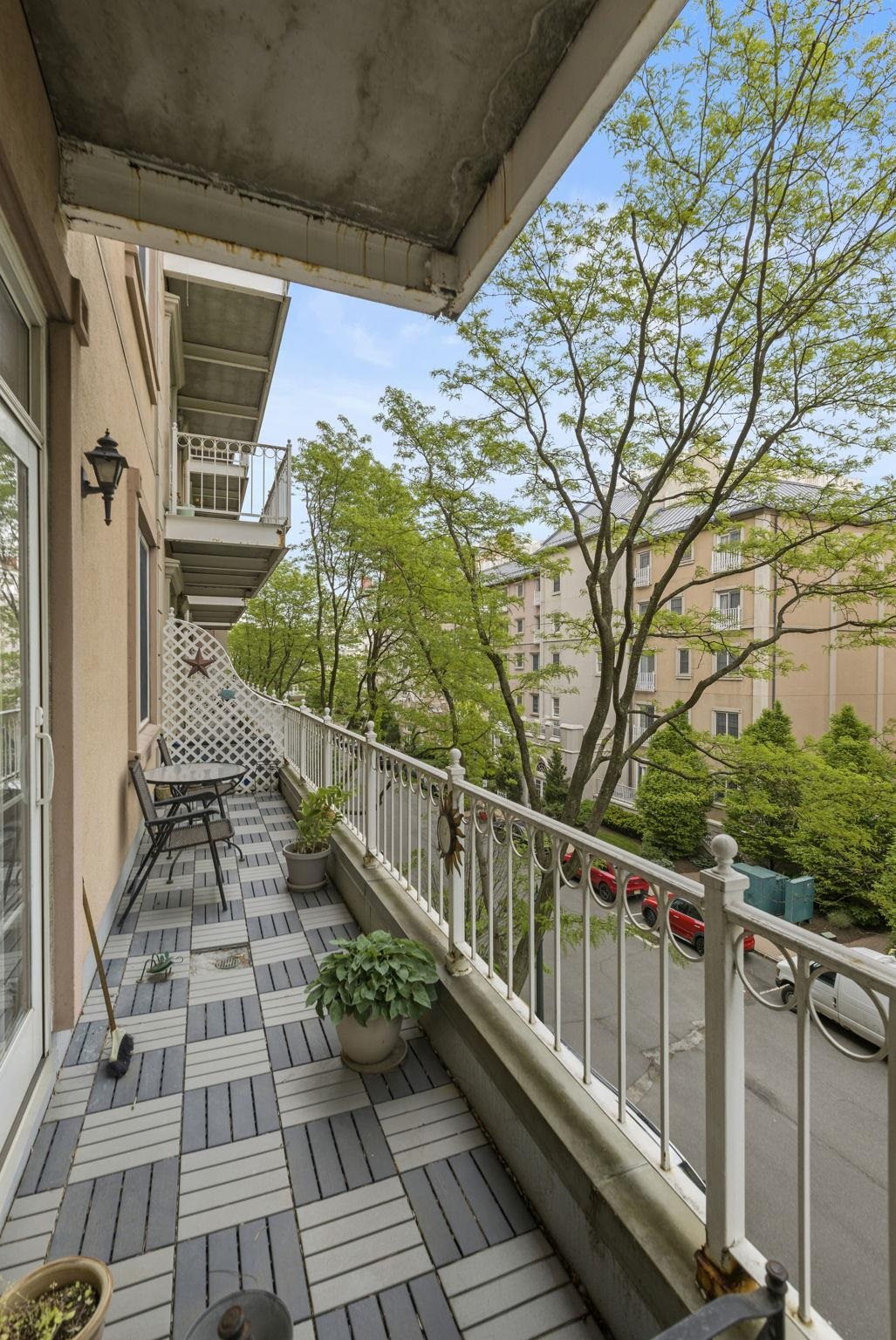 208 SHEARWATER CT WEST Unit: 32