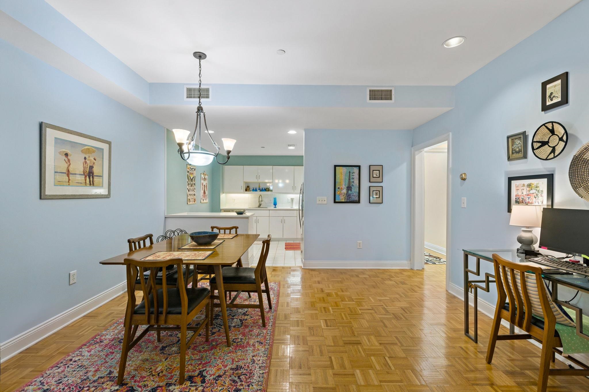 208 SHEARWATER CT WEST Unit: 32