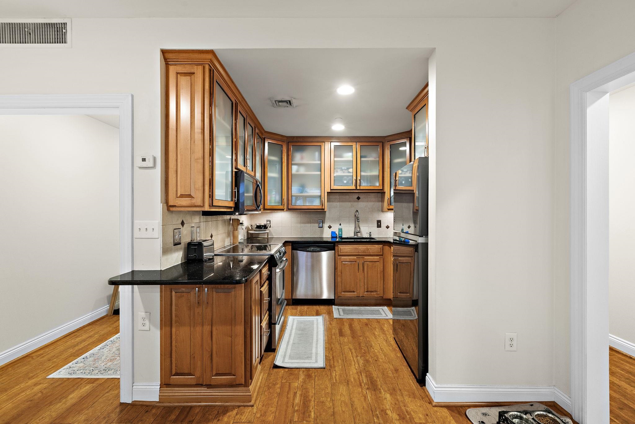 207 SHEARWATER CT WEST Unit: 31
