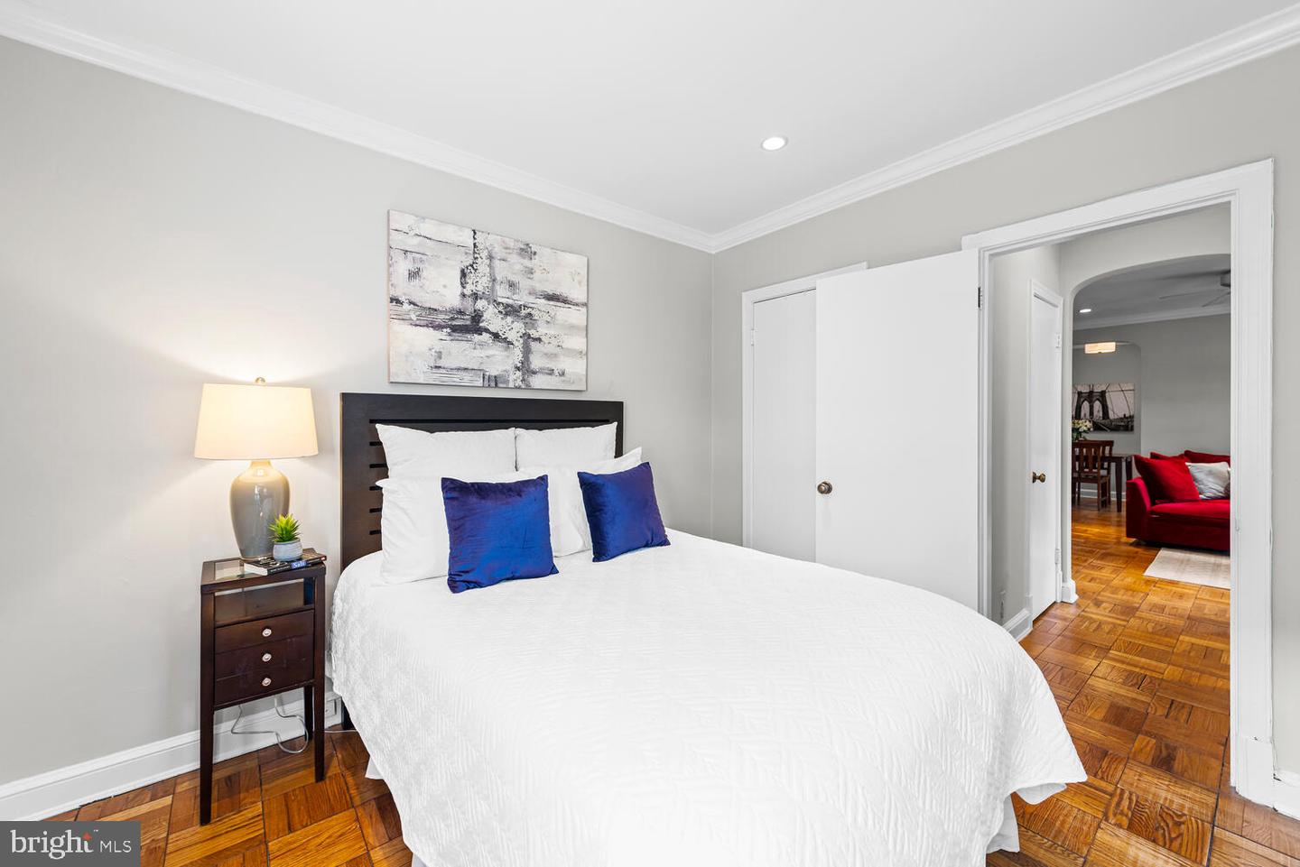 2800 DEVONSHIRE PLACE NW Unit: 202