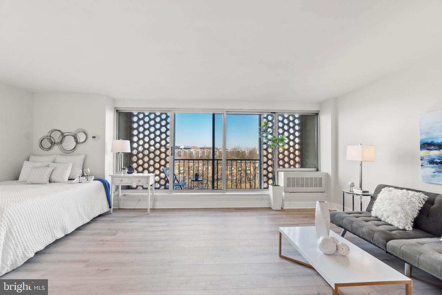800 4TH STREET SW Unit: N707