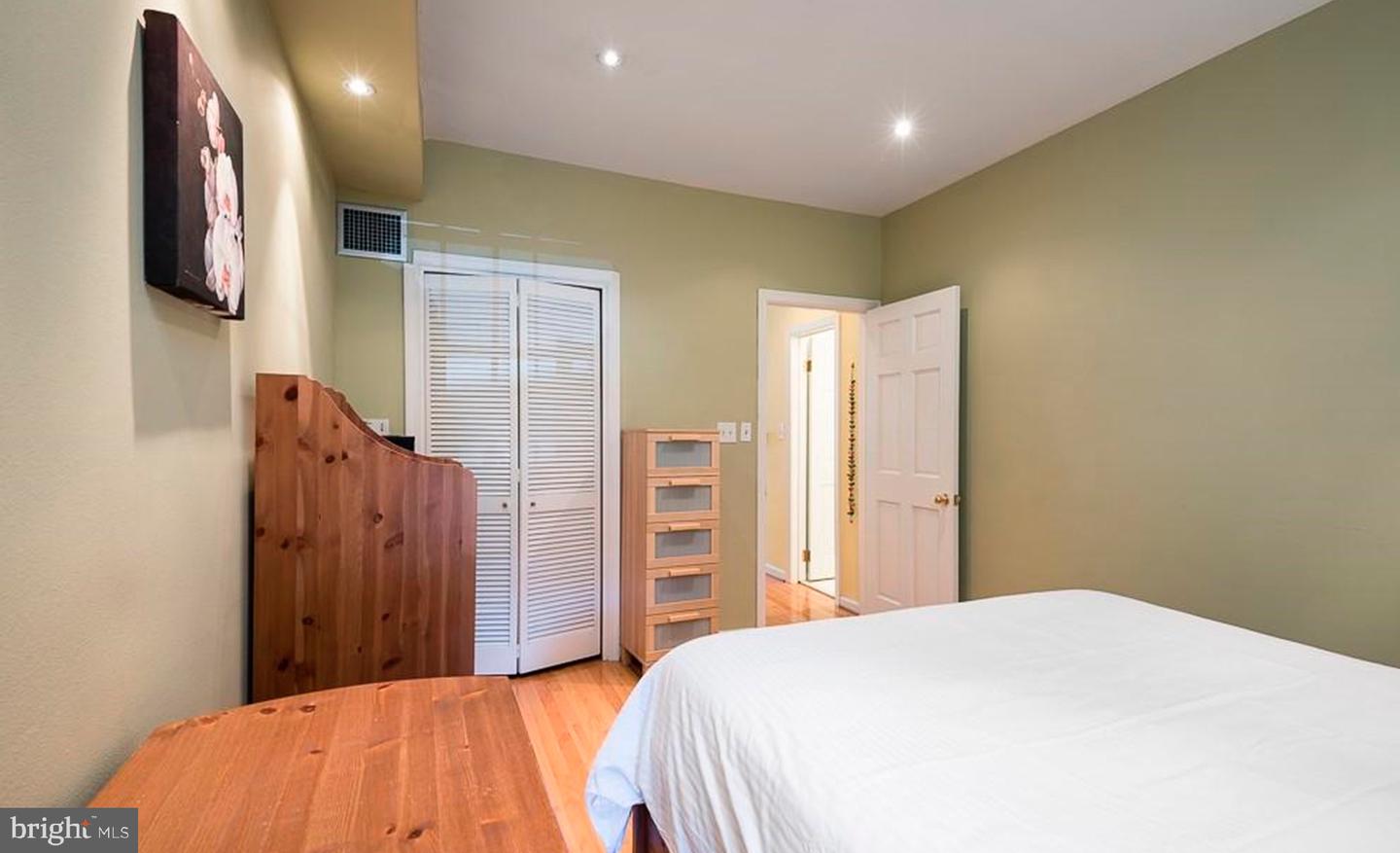 1752 CORCORAN STREET NW Unit: 1A