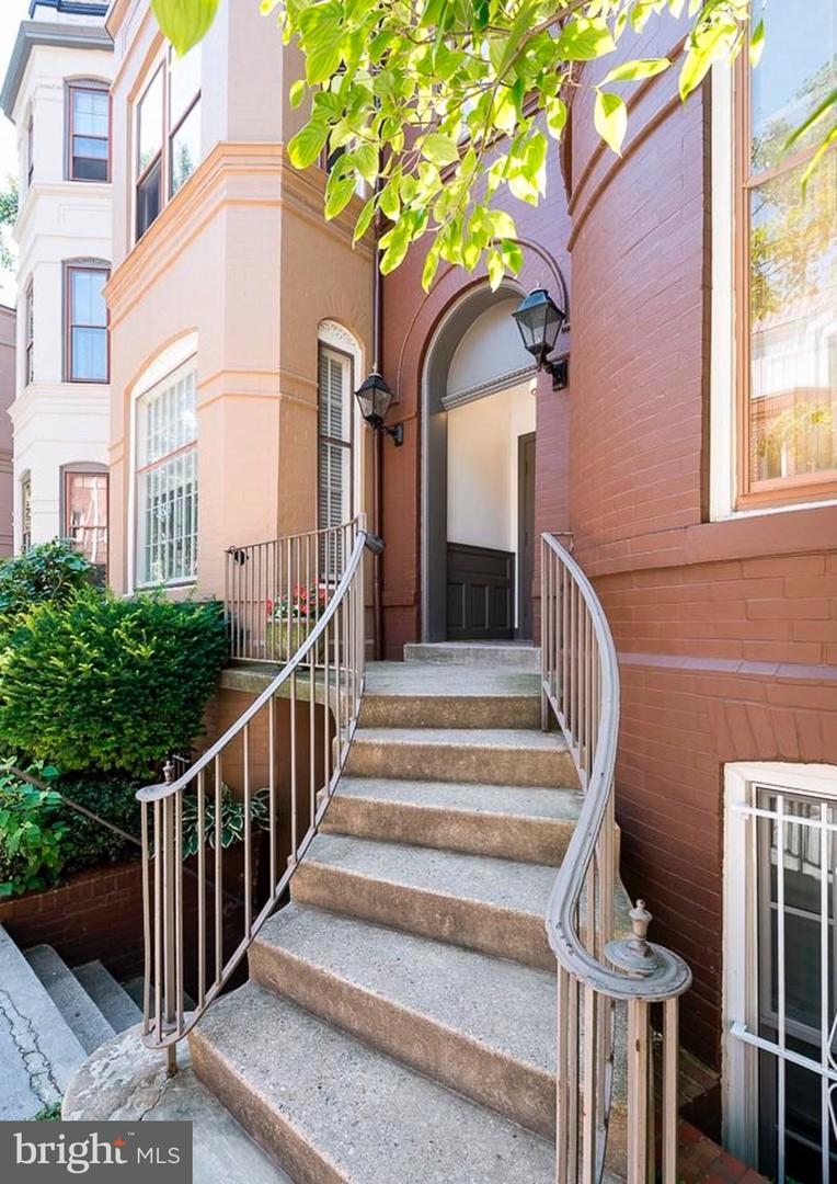 1752 CORCORAN STREET NW Unit: 1A
