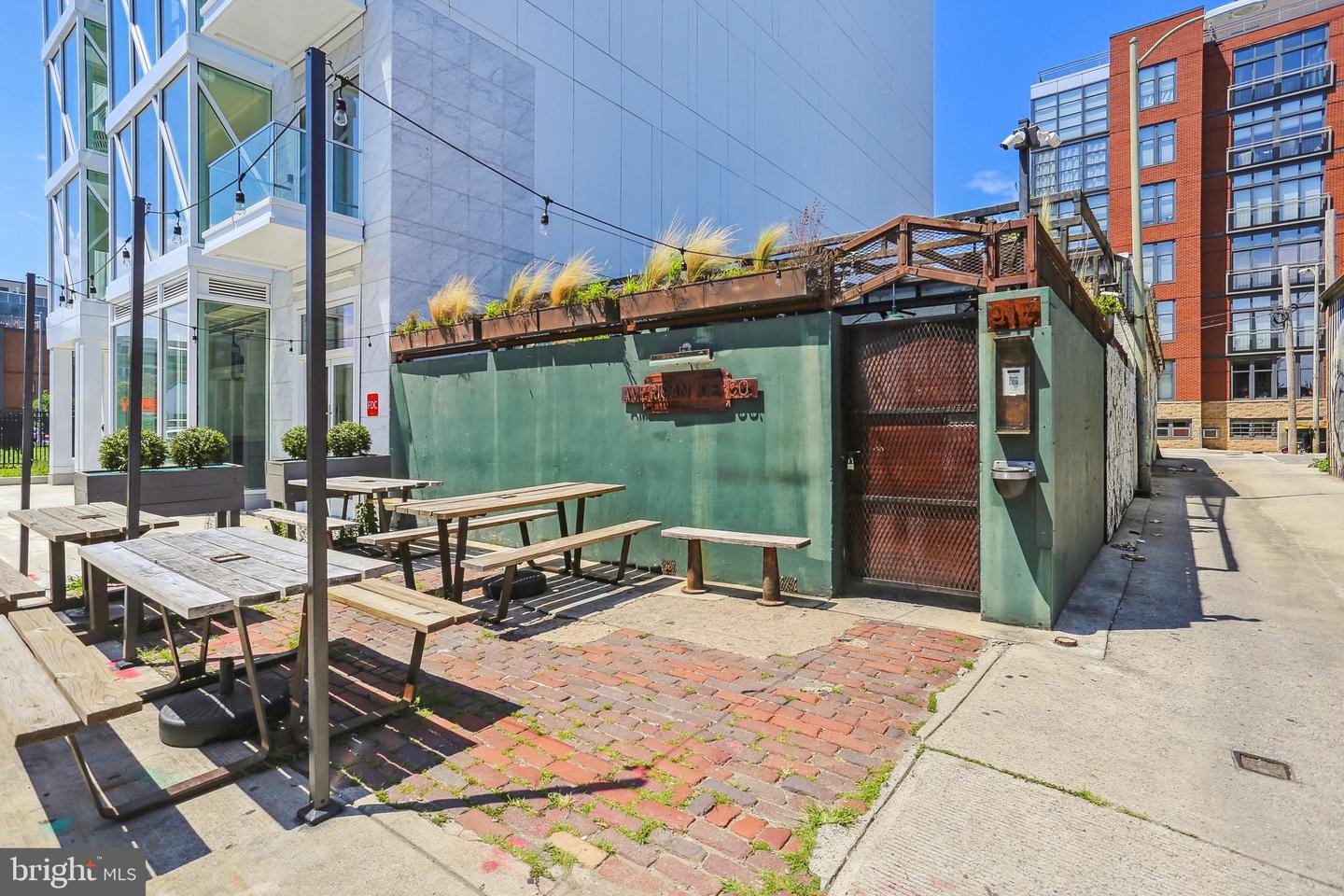 2807 SHERMAN AVENUE NW Unit: B