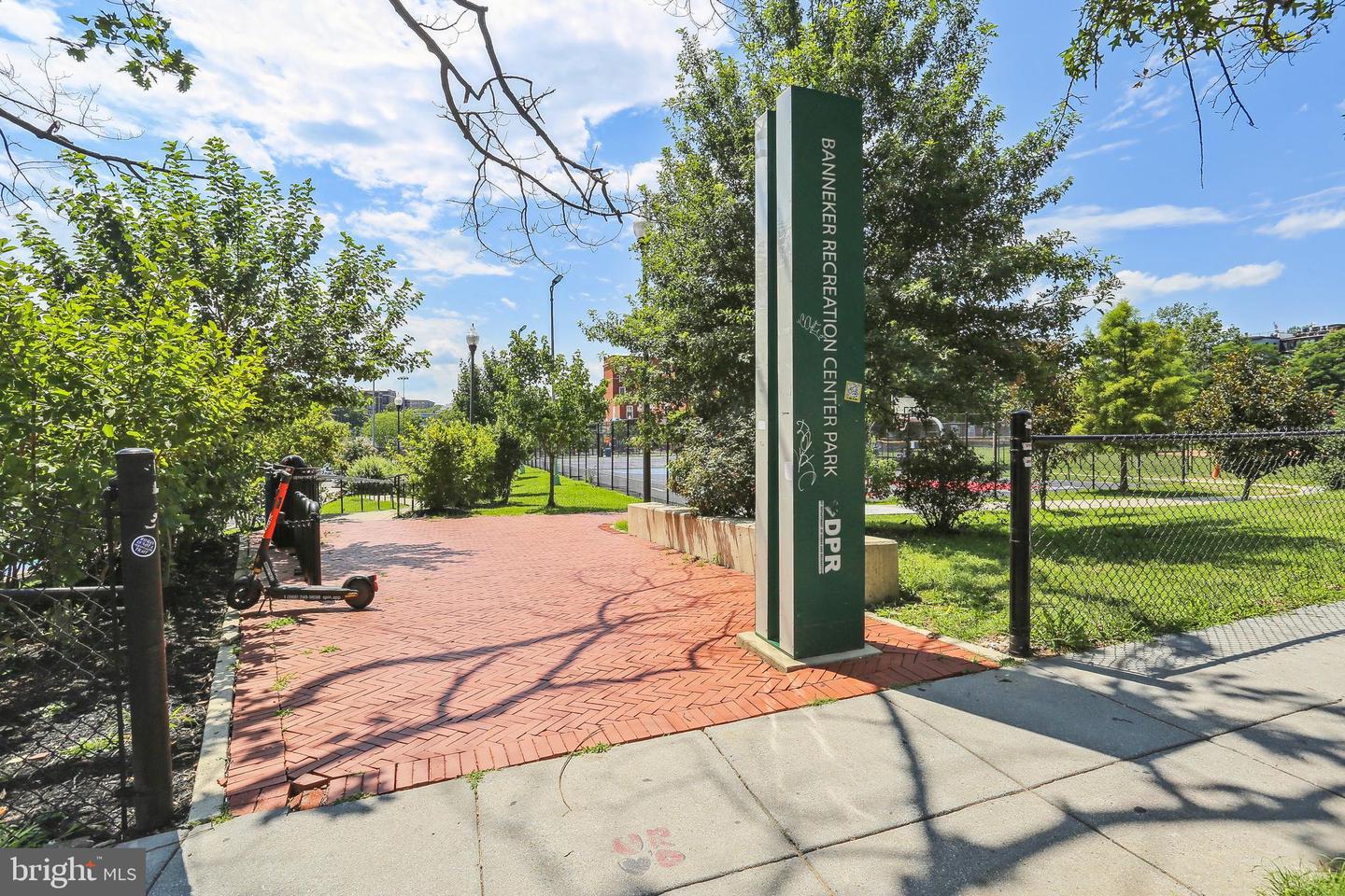 2807 SHERMAN AVENUE NW Unit: B