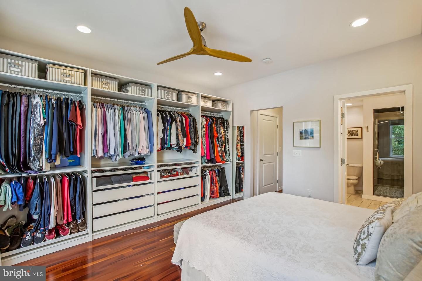 2807 SHERMAN AVENUE NW Unit: B
