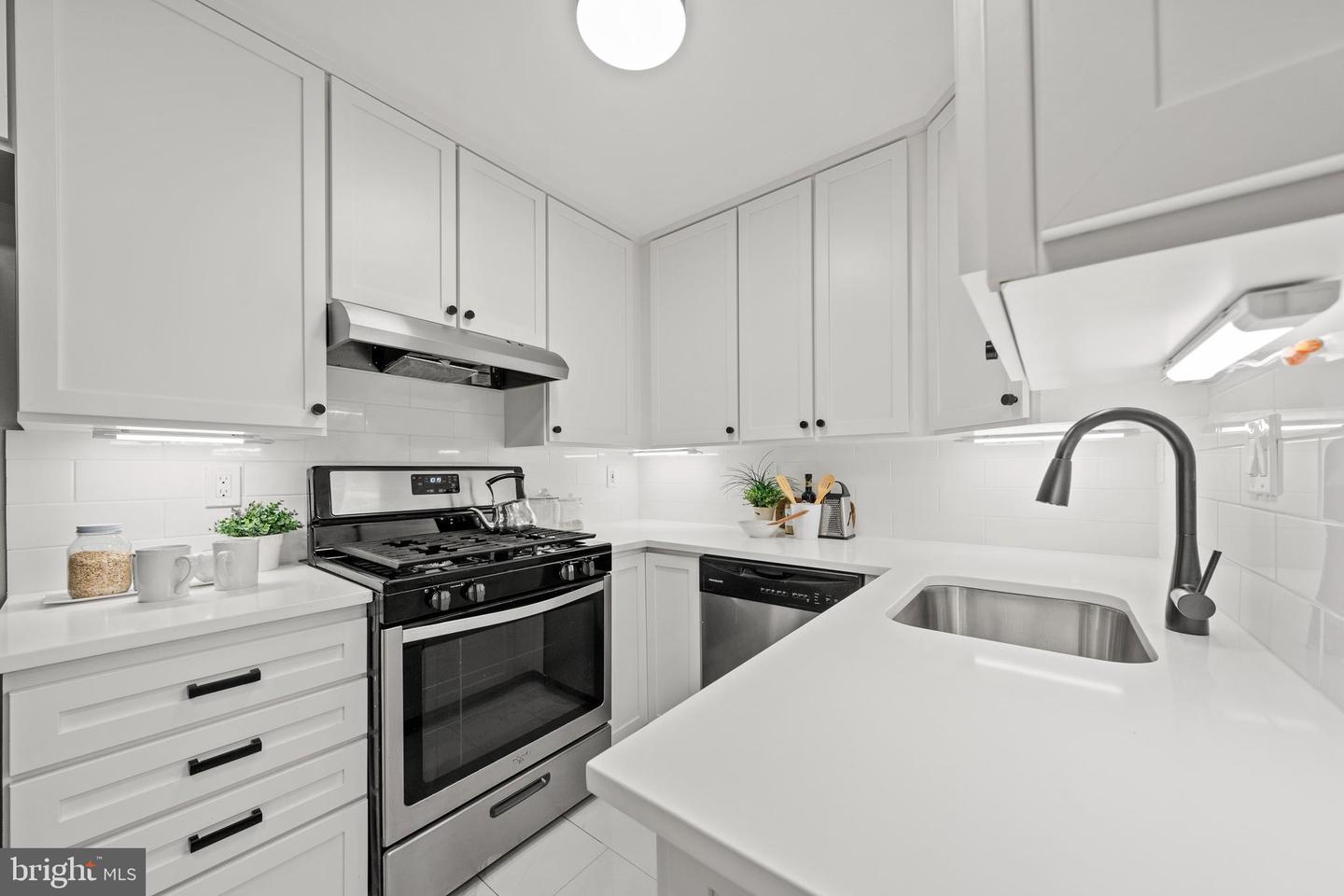 4545 MACARTHUR BOULEVARD NW Unit: 106 & 107