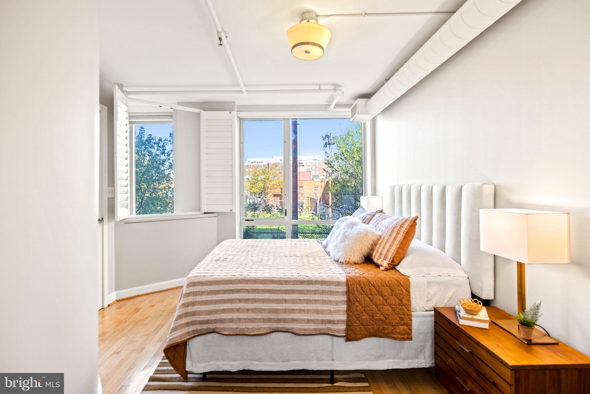 1390 V STREET NW Unit: 112