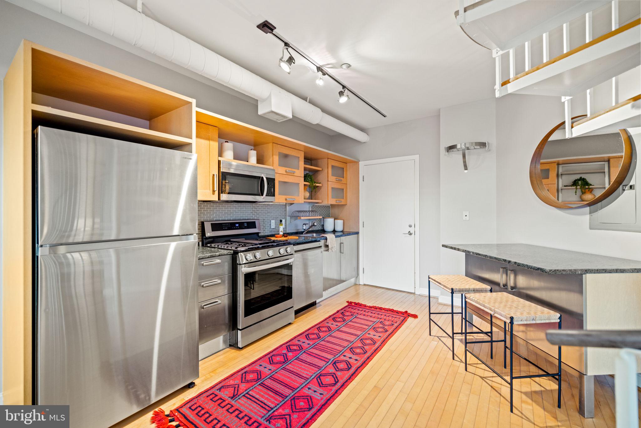 1390 V STREET NW Unit: 112