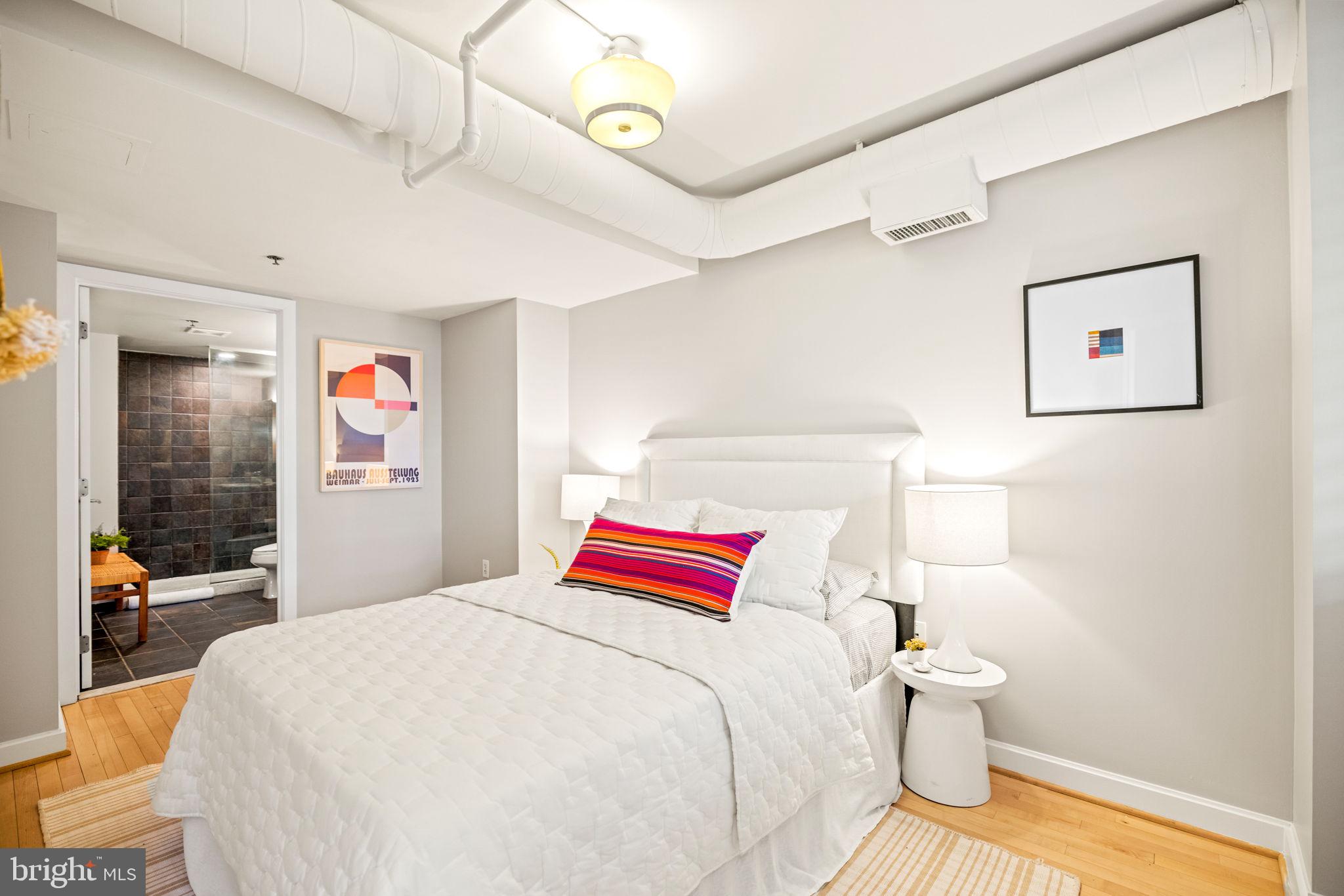 1390 V STREET NW Unit: 112