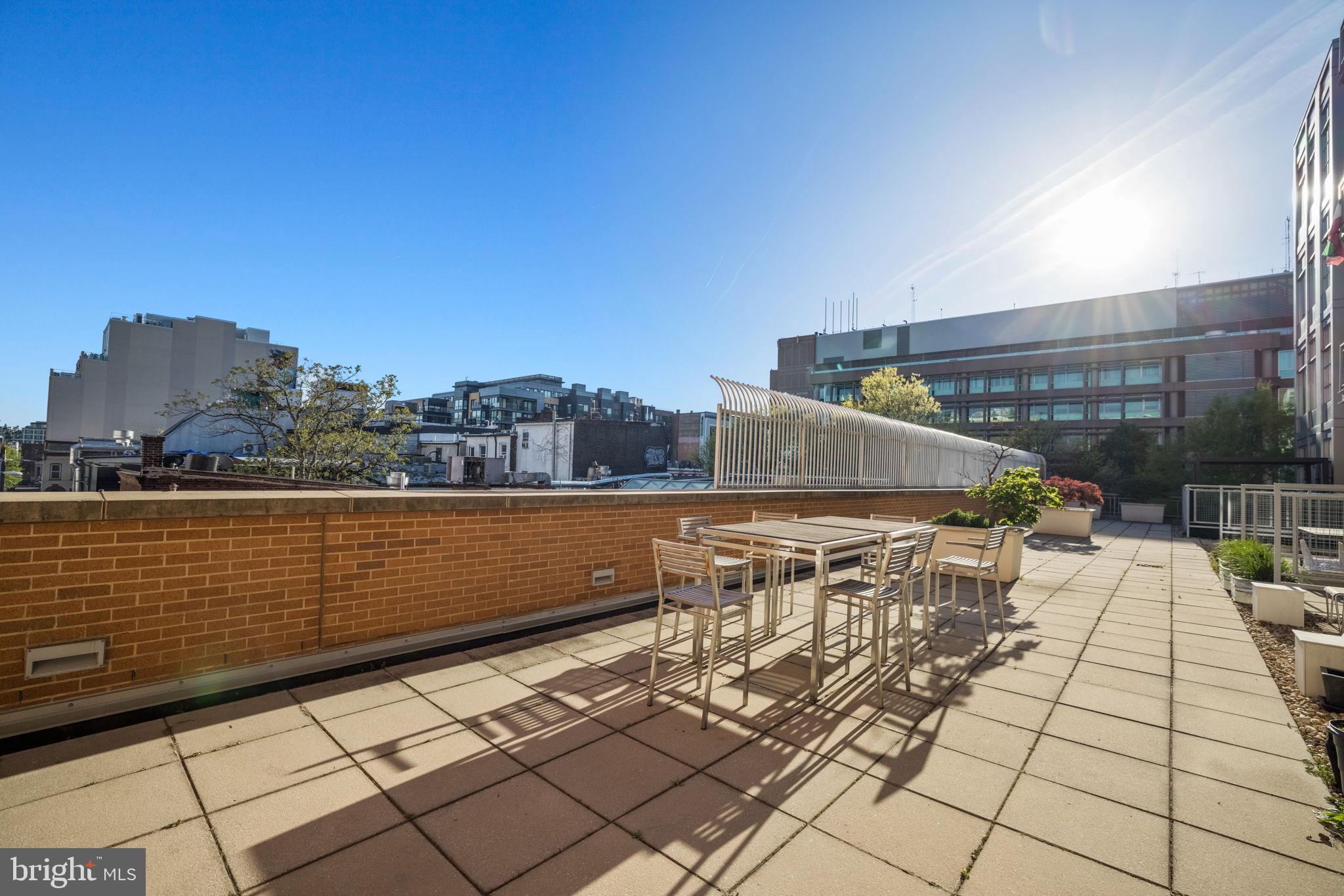 1390 V STREET NW Unit: 112