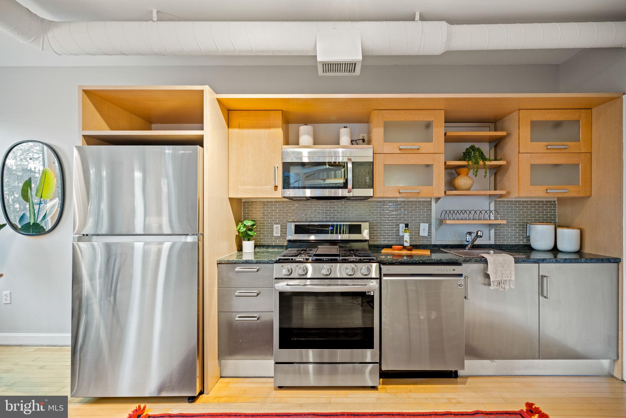 1390 V STREET NW Unit: 112