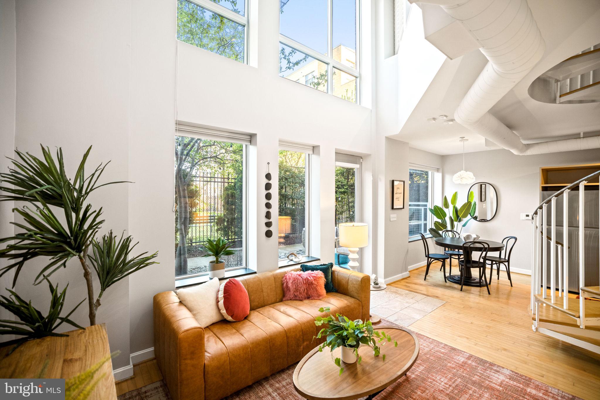 1390 V STREET NW Unit: 112