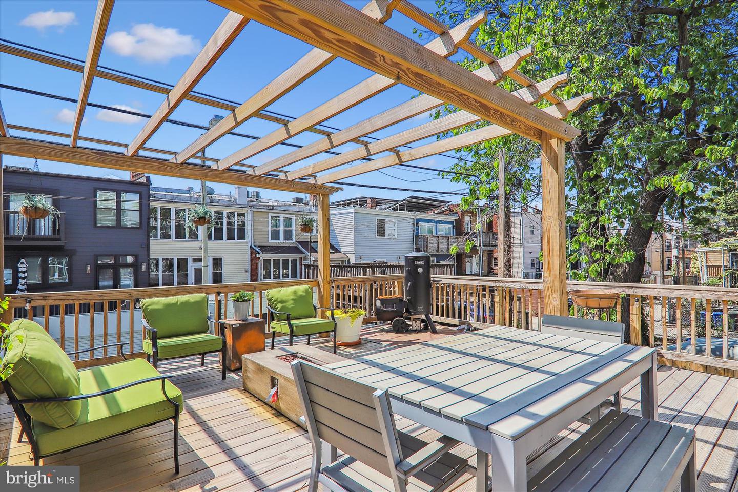 31 MICHIGAN AVENUE NE