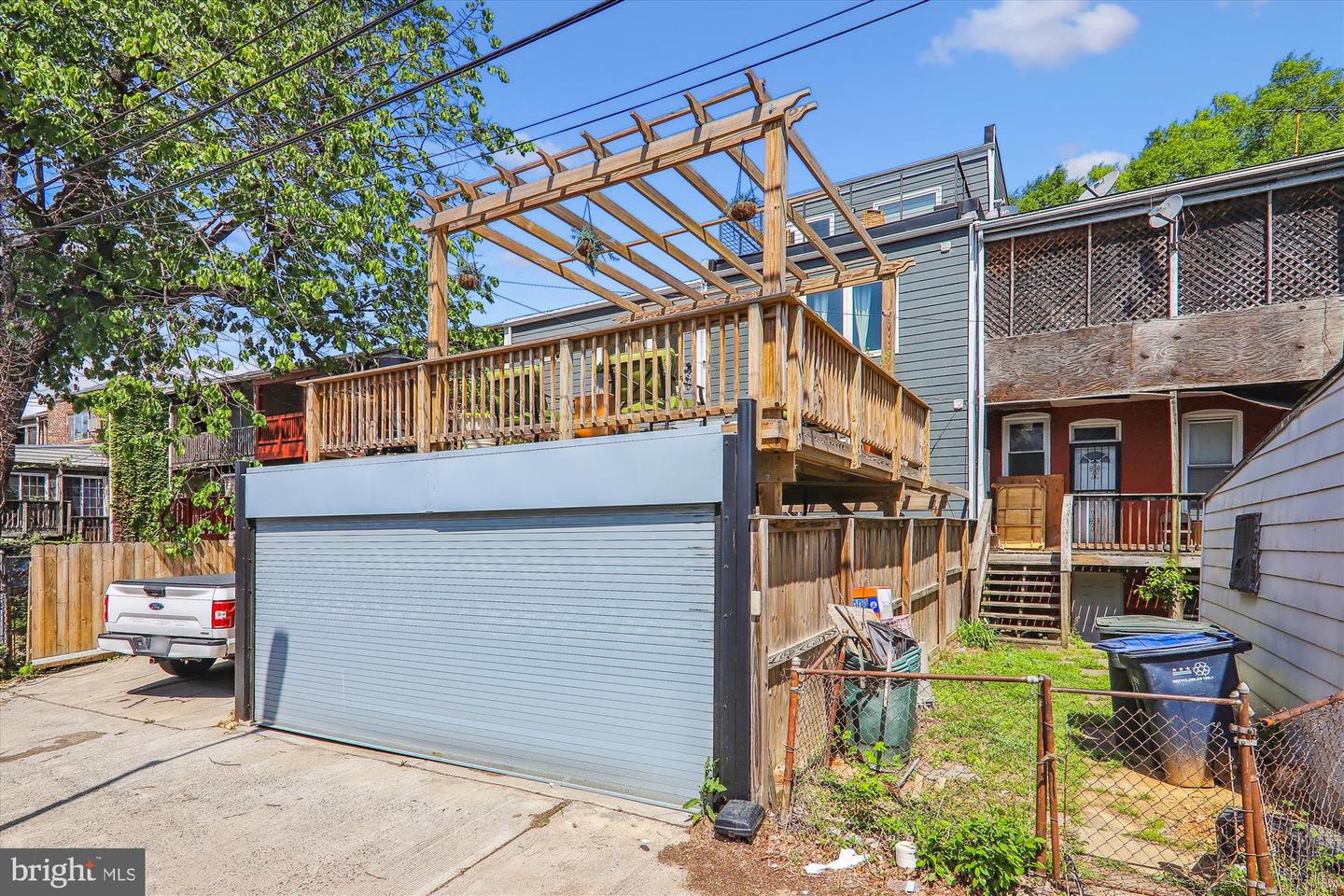 31 MICHIGAN AVENUE NE