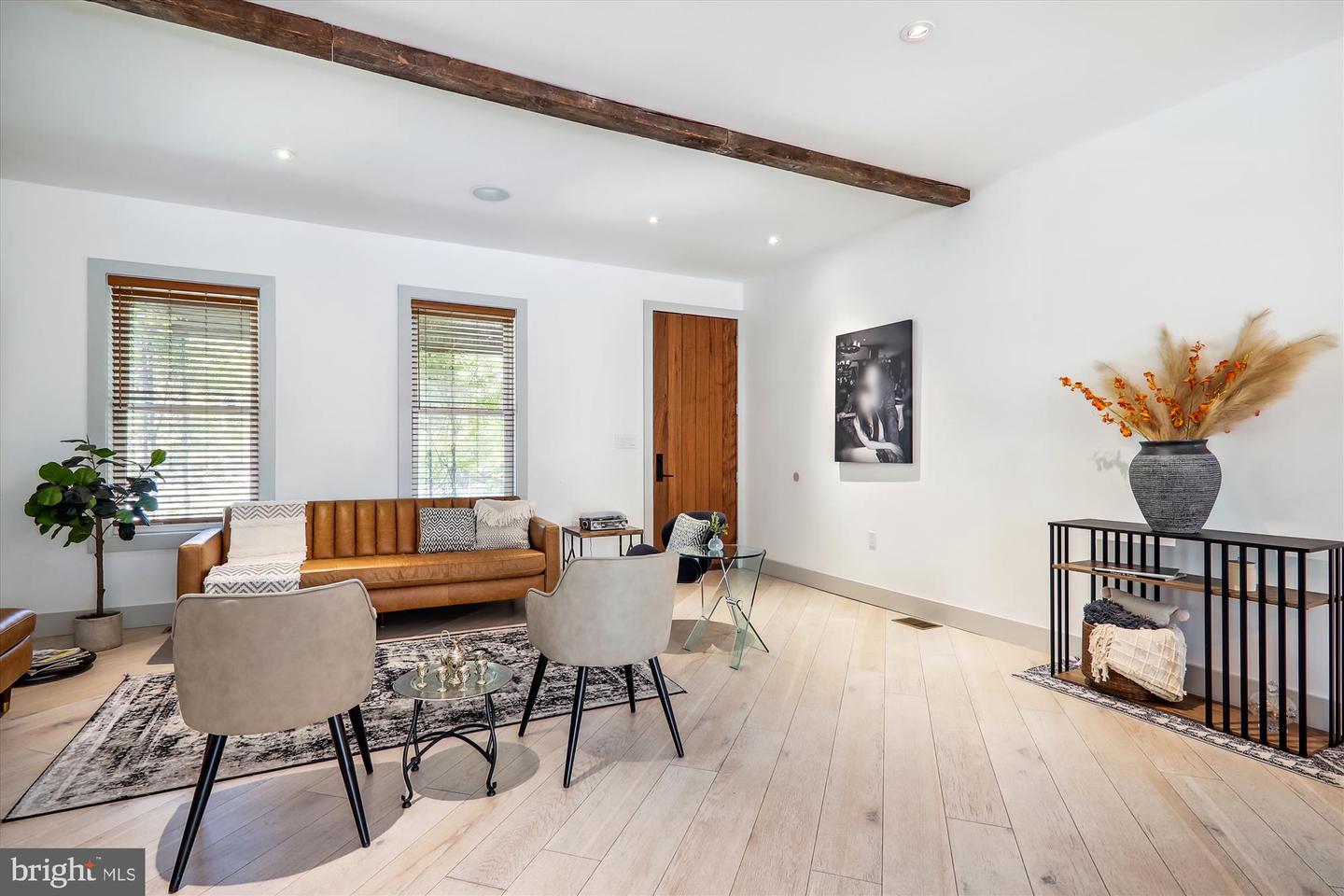 31 MICHIGAN AVENUE NE
