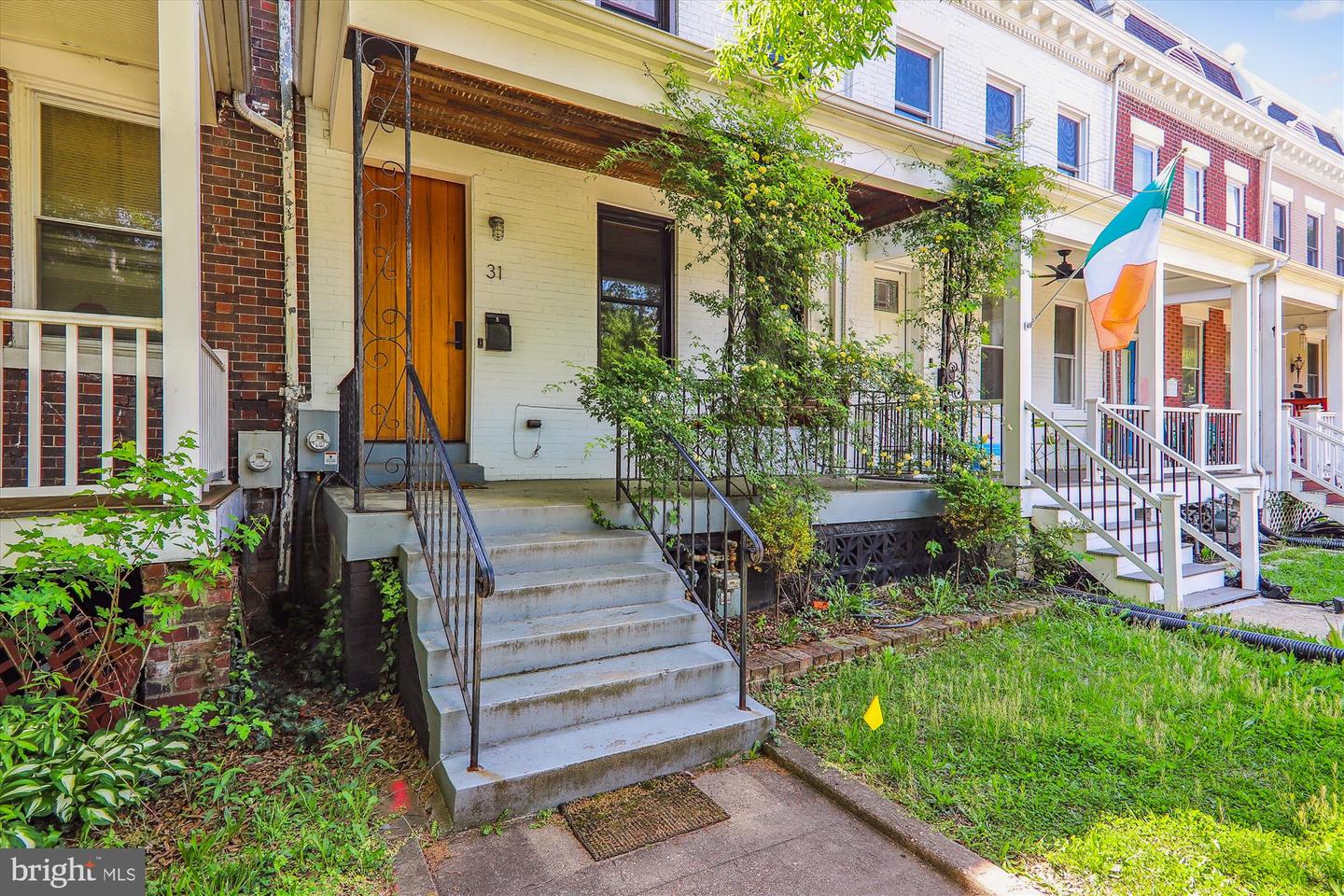 31 MICHIGAN AVENUE NE
