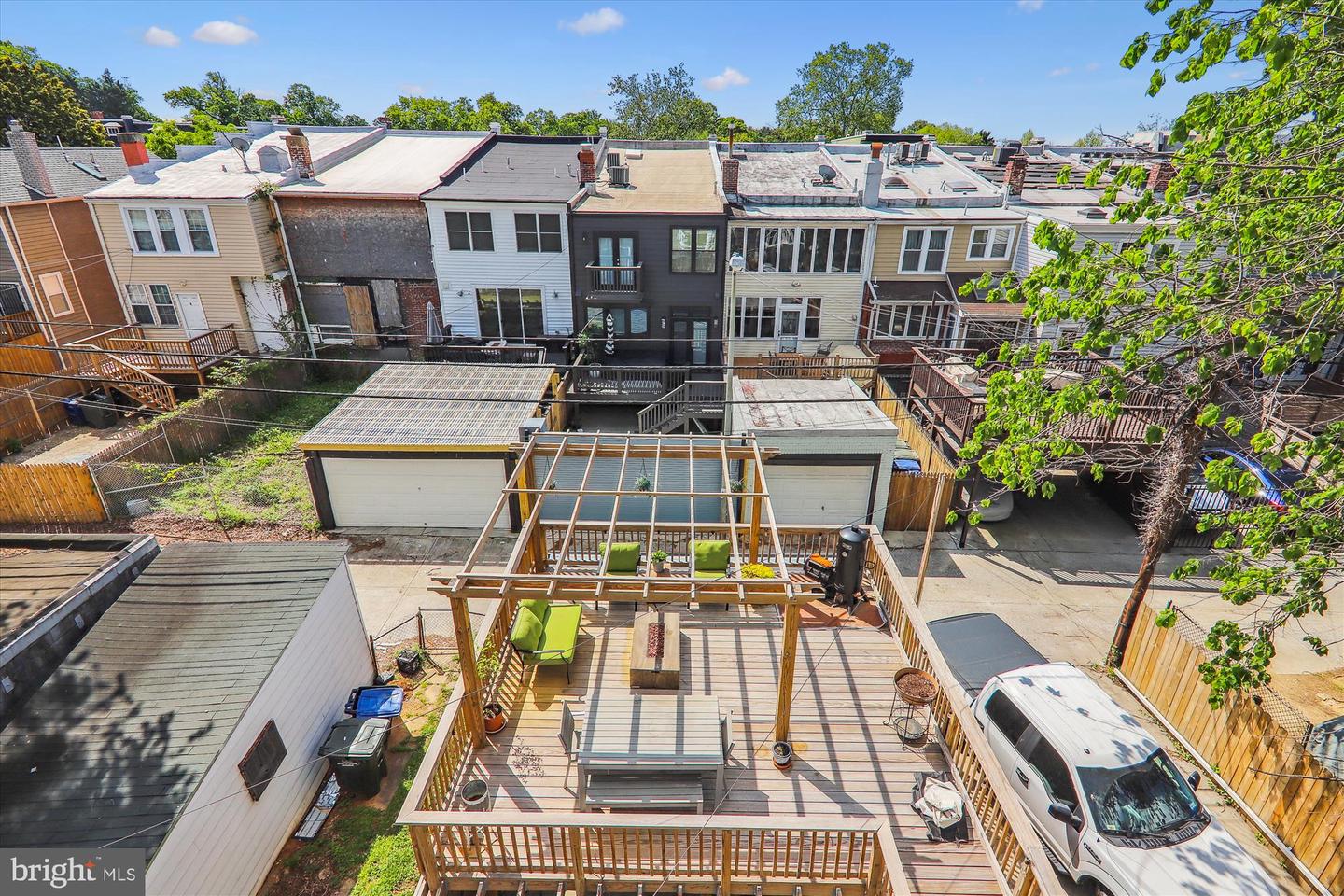 31 MICHIGAN AVENUE NE
