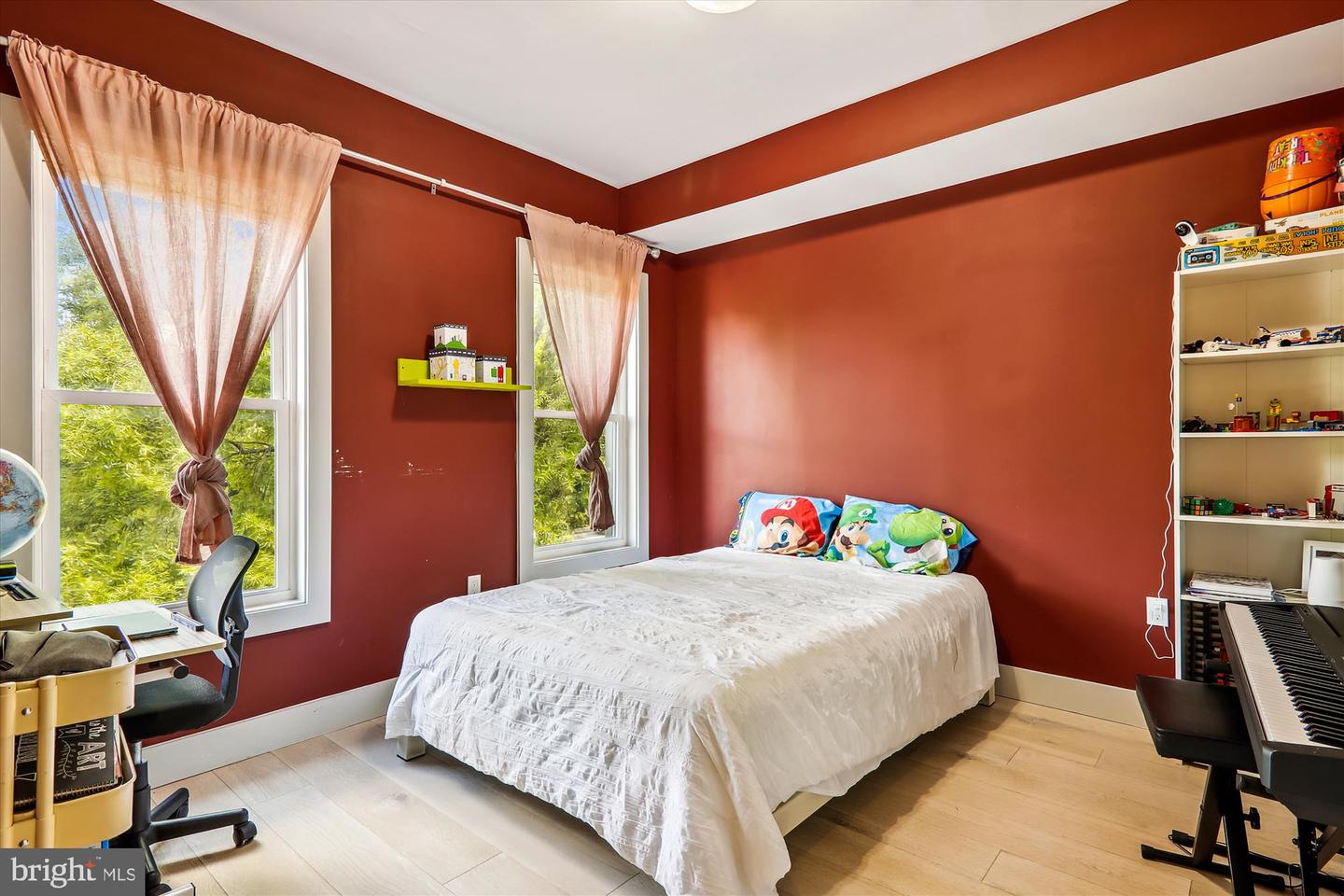 31 MICHIGAN AVENUE NE