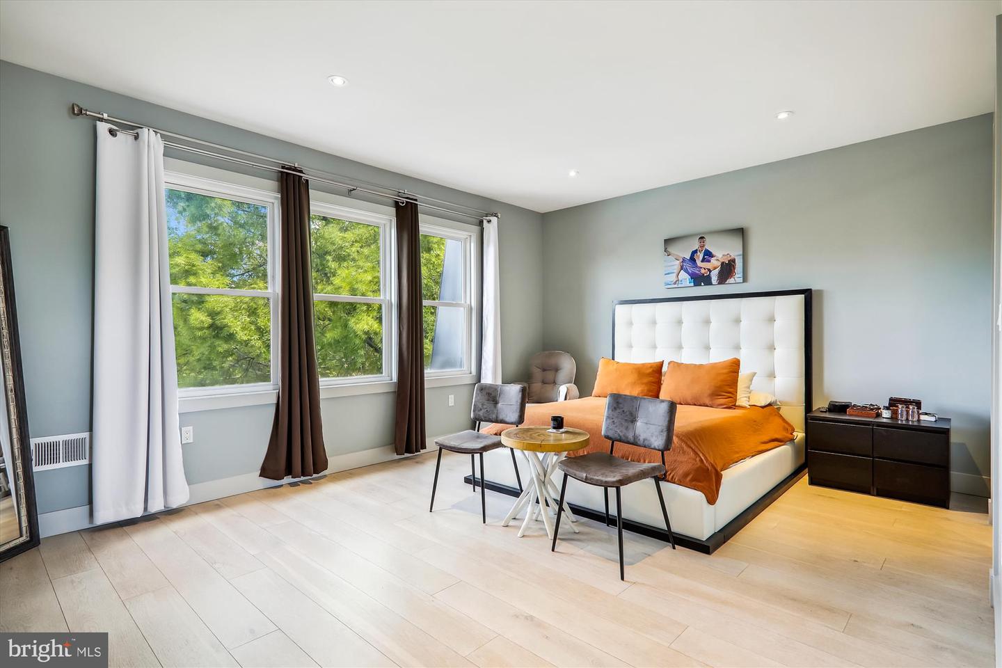 31 MICHIGAN AVENUE NE