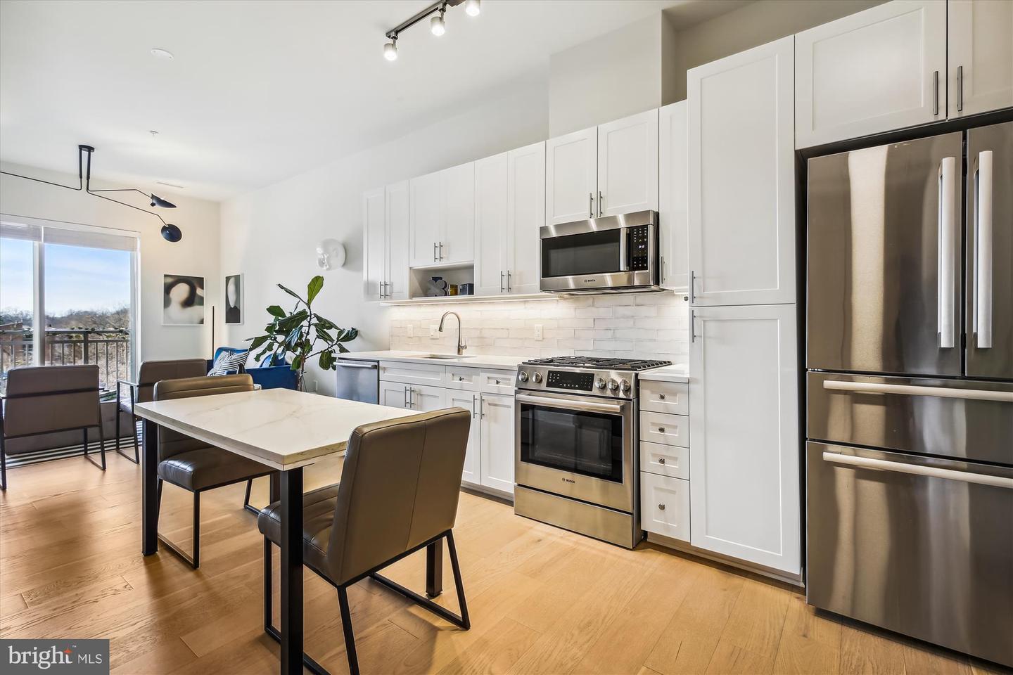 6803 CAMERON DRIVE NW Unit: 414