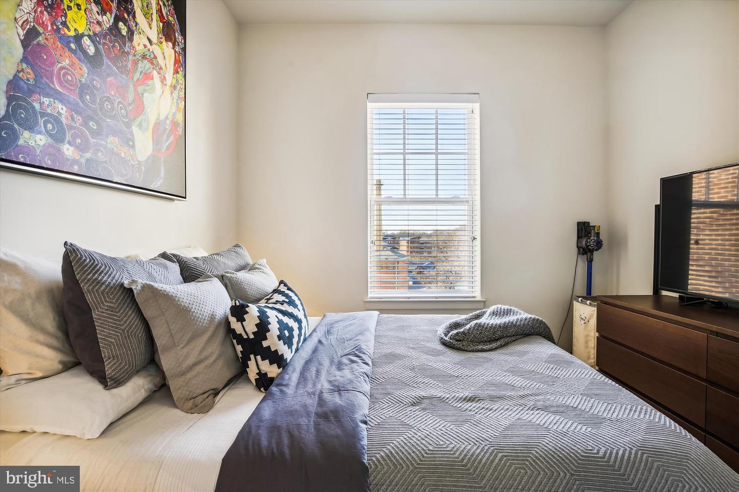 6803 CAMERON DRIVE NW Unit: 414