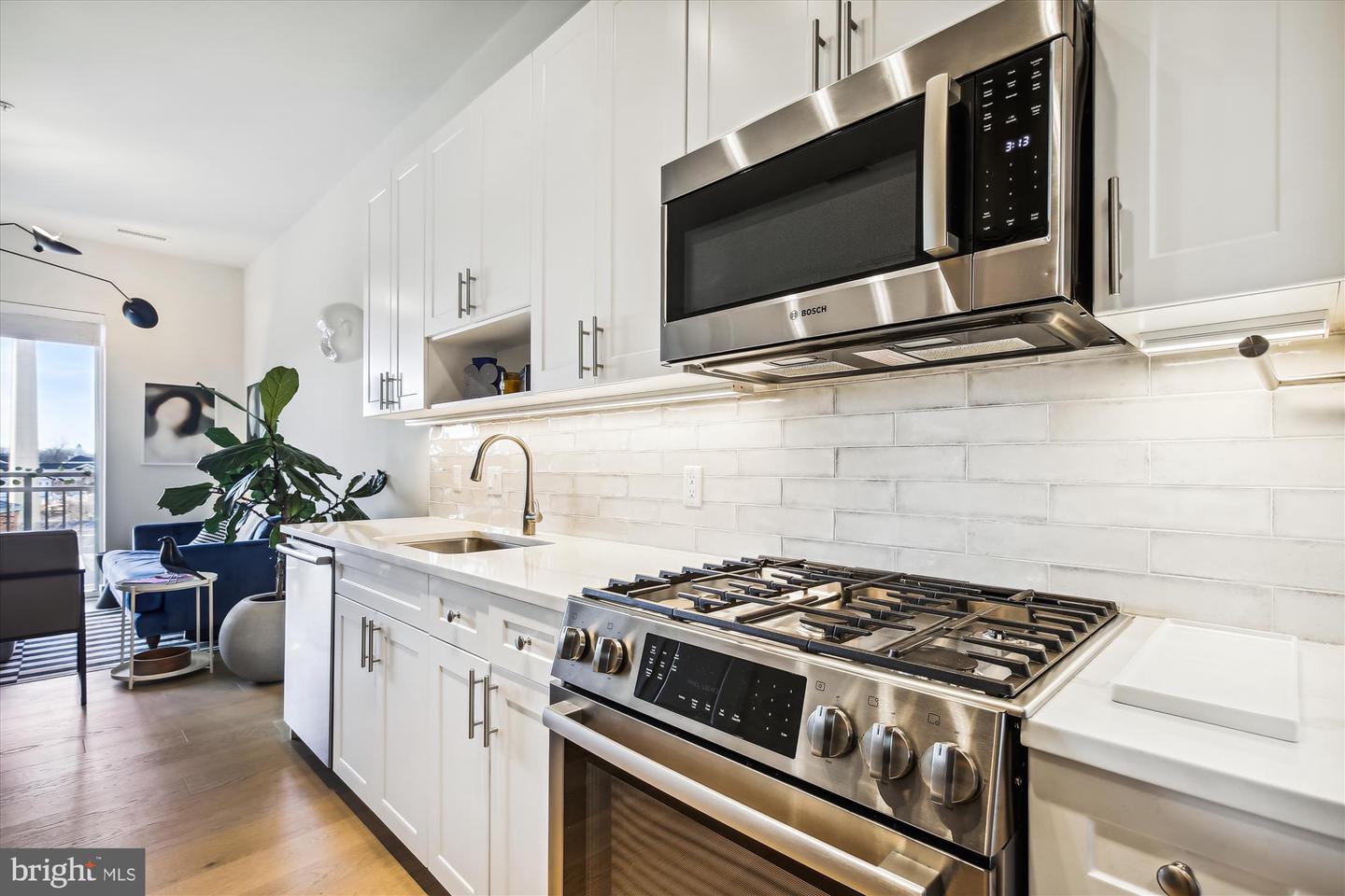 6803 CAMERON DRIVE NW Unit: 414