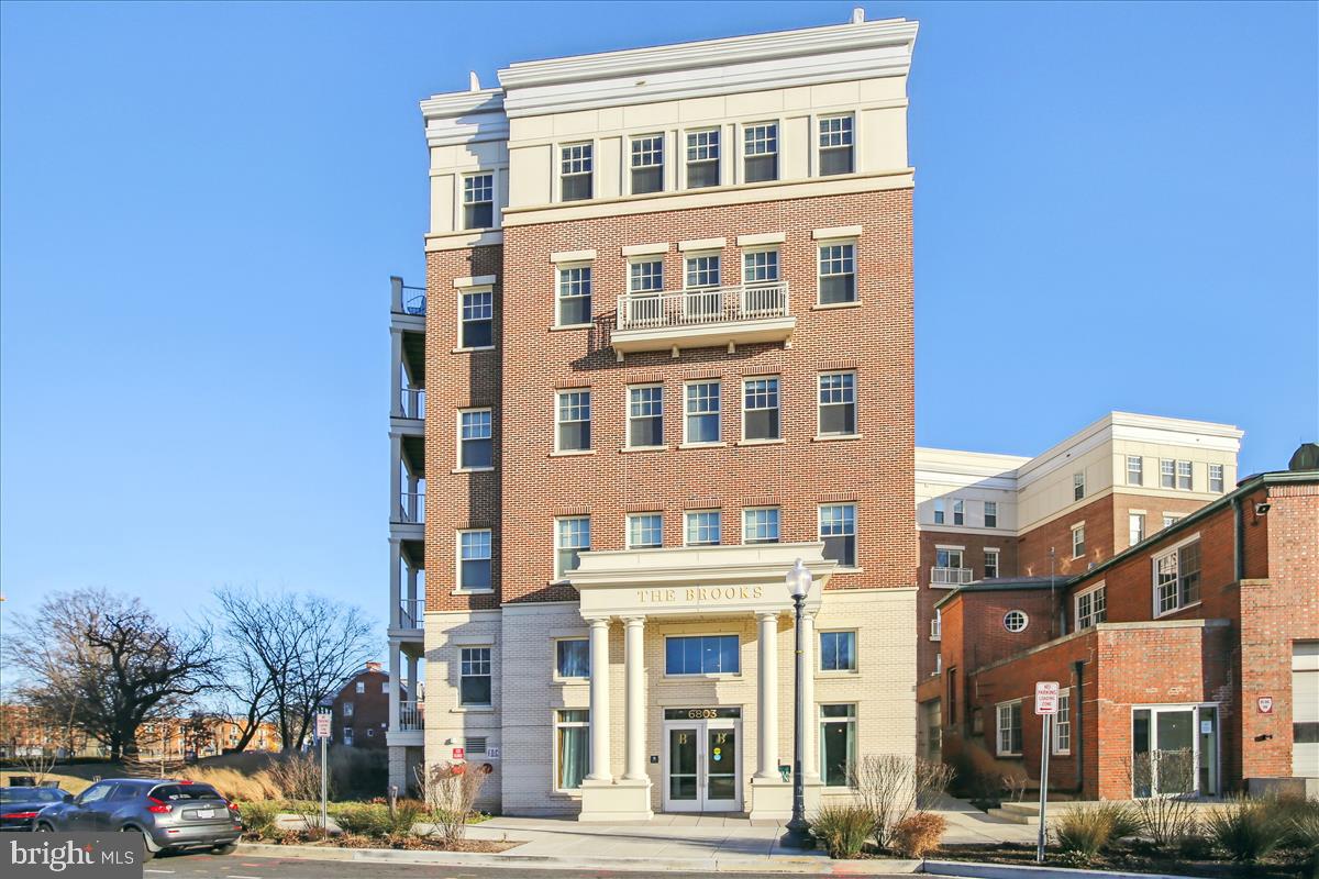 6803 CAMERON DRIVE NW Unit: 414