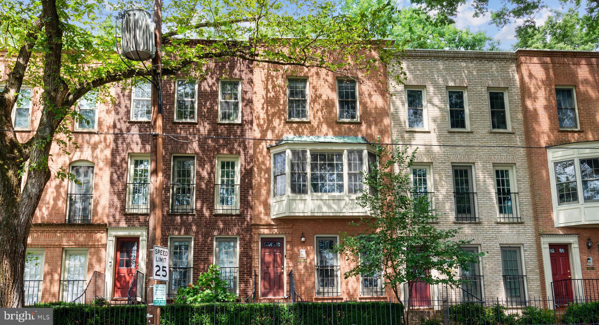 4611 1/2 MacArthur BOULEVARD NW Unit: B