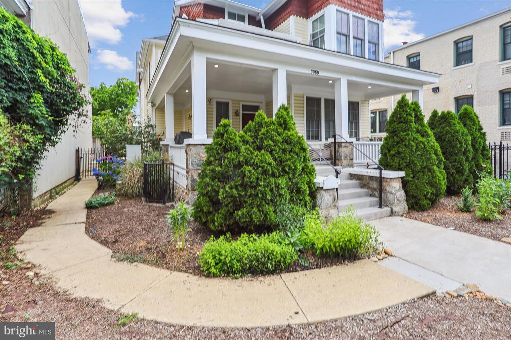 3350 17TH ST NW #T2