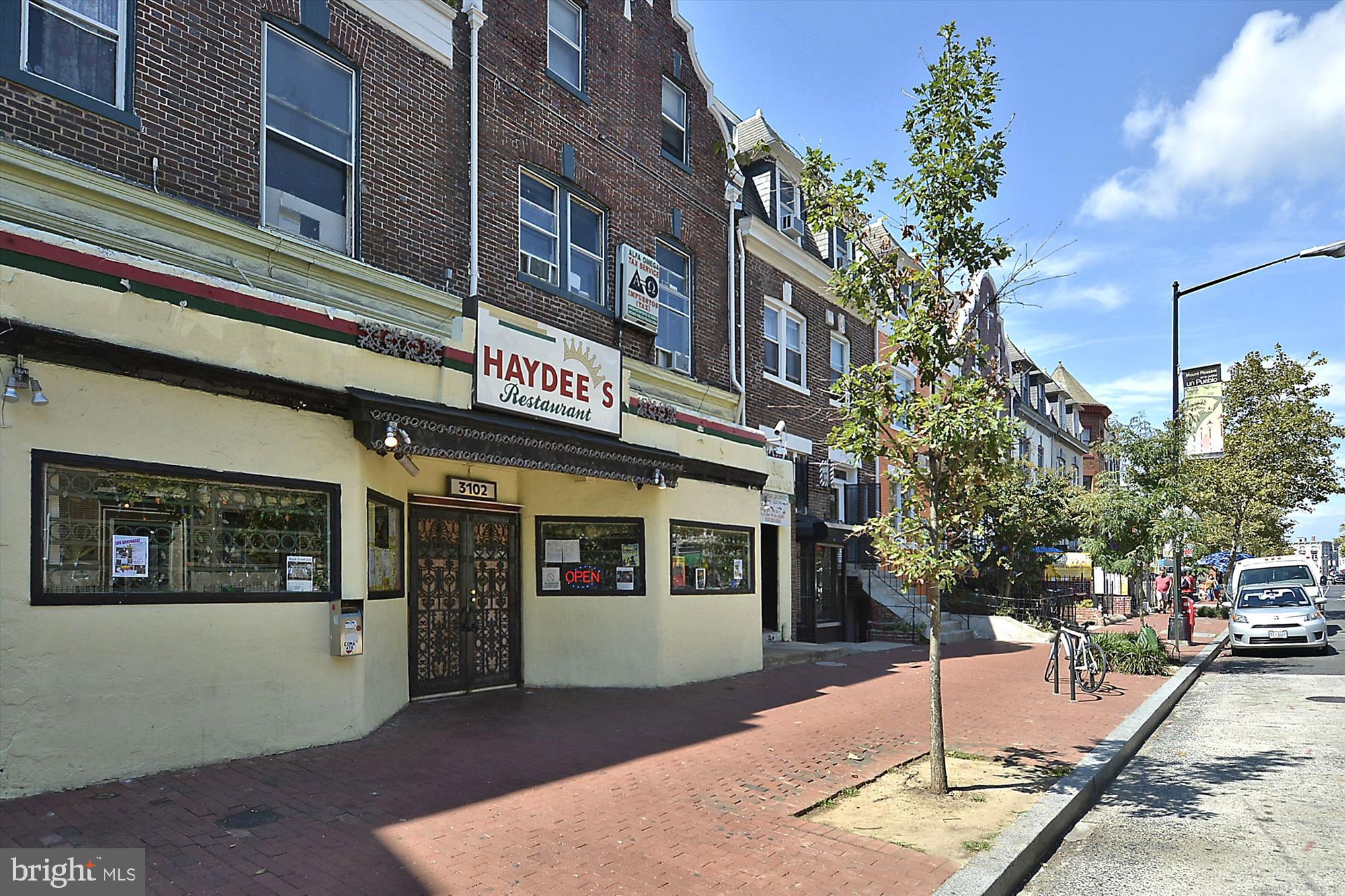 1421 COLUMBIA RD NW #203