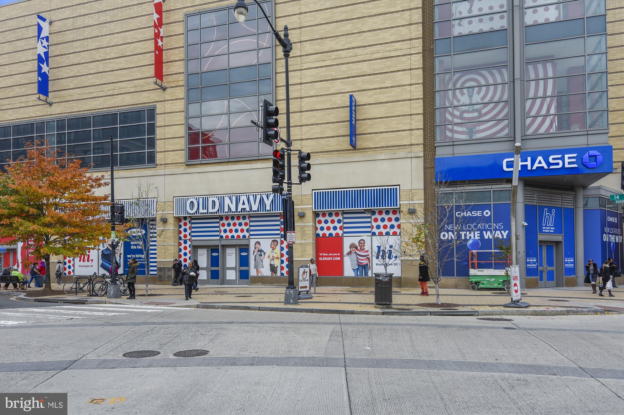 1421 COLUMBIA RD NW #203