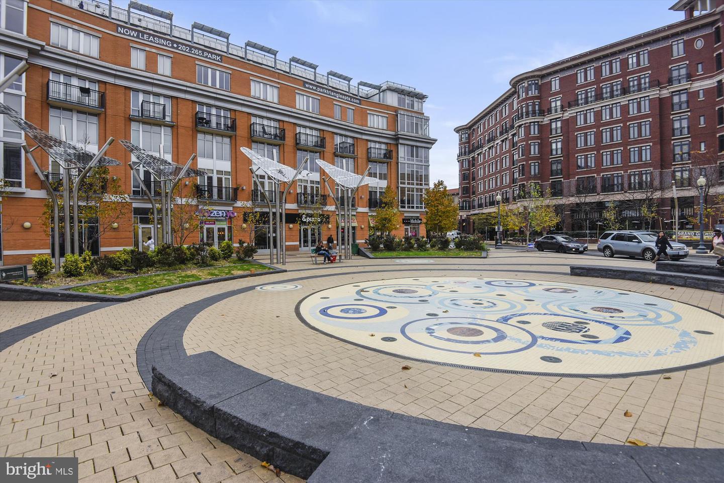 1421 COLUMBIA RD NW #203