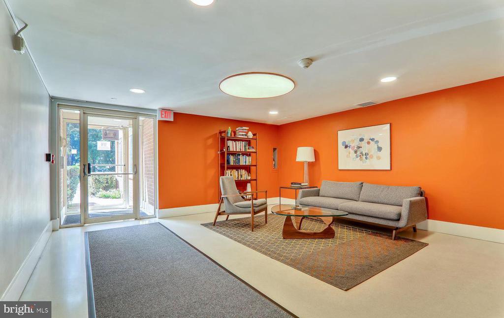 4000 TUNLAW RD NW #600