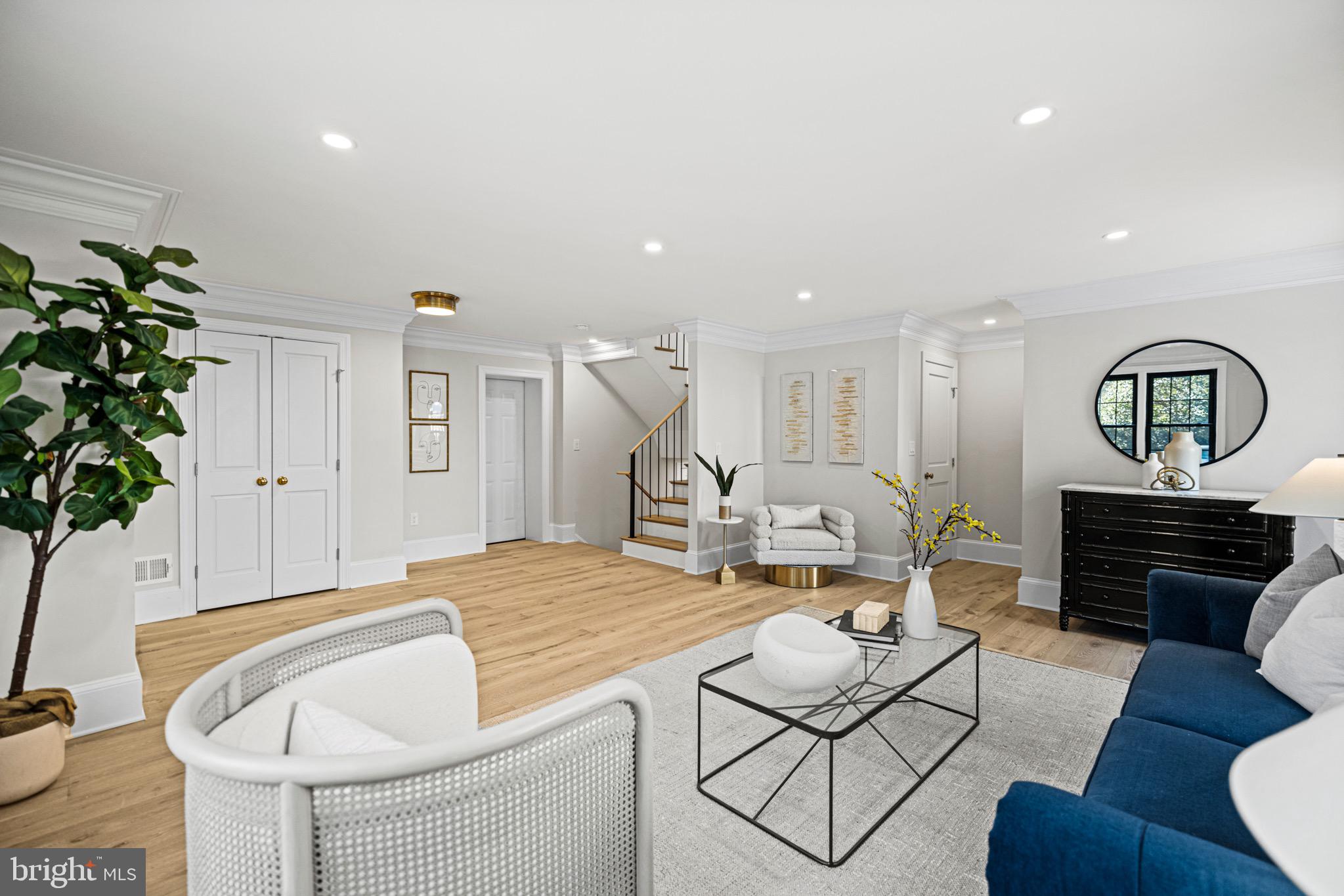4905 Klingle St NW