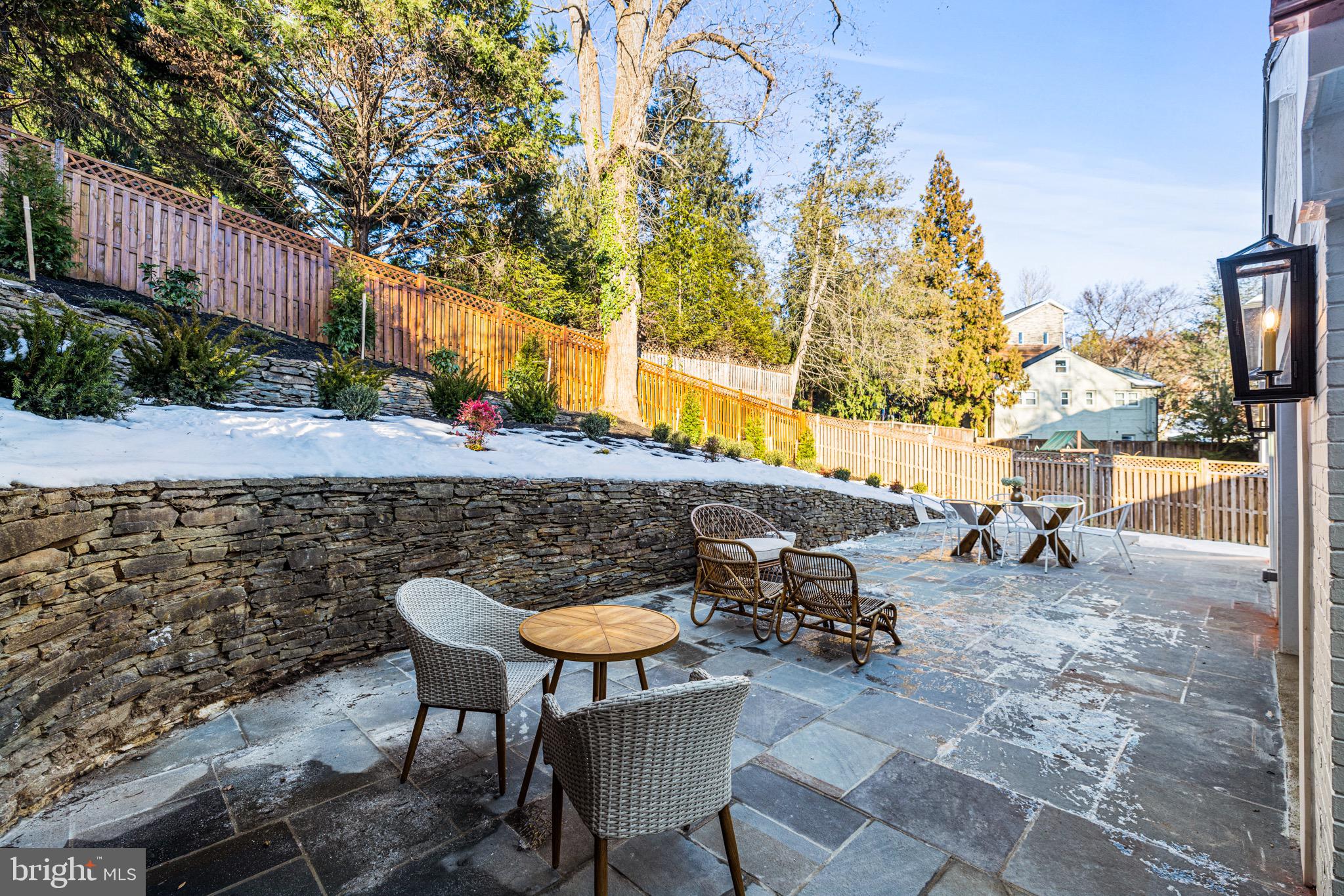 4905 Klingle St NW