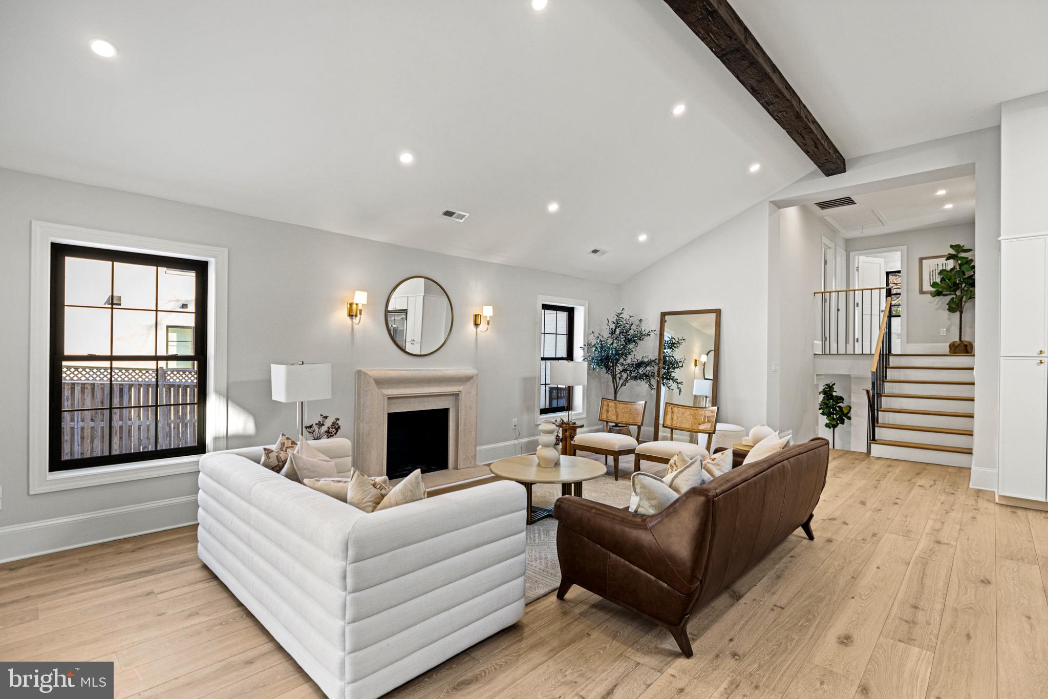 4905 Klingle St NW