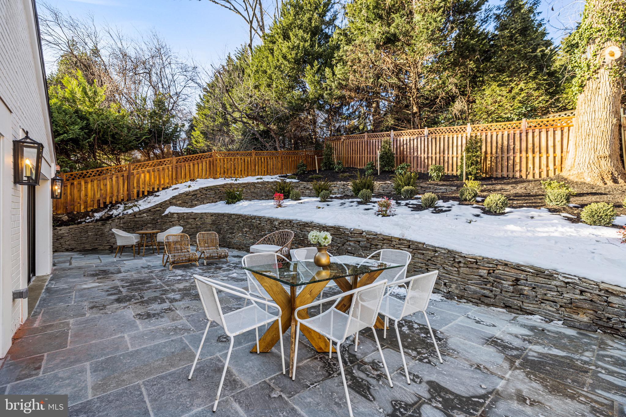 4905 Klingle St NW