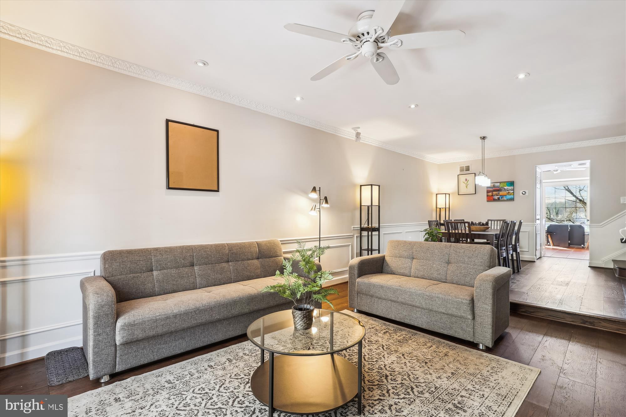 4611 MACARTHUR BLVD NW #B