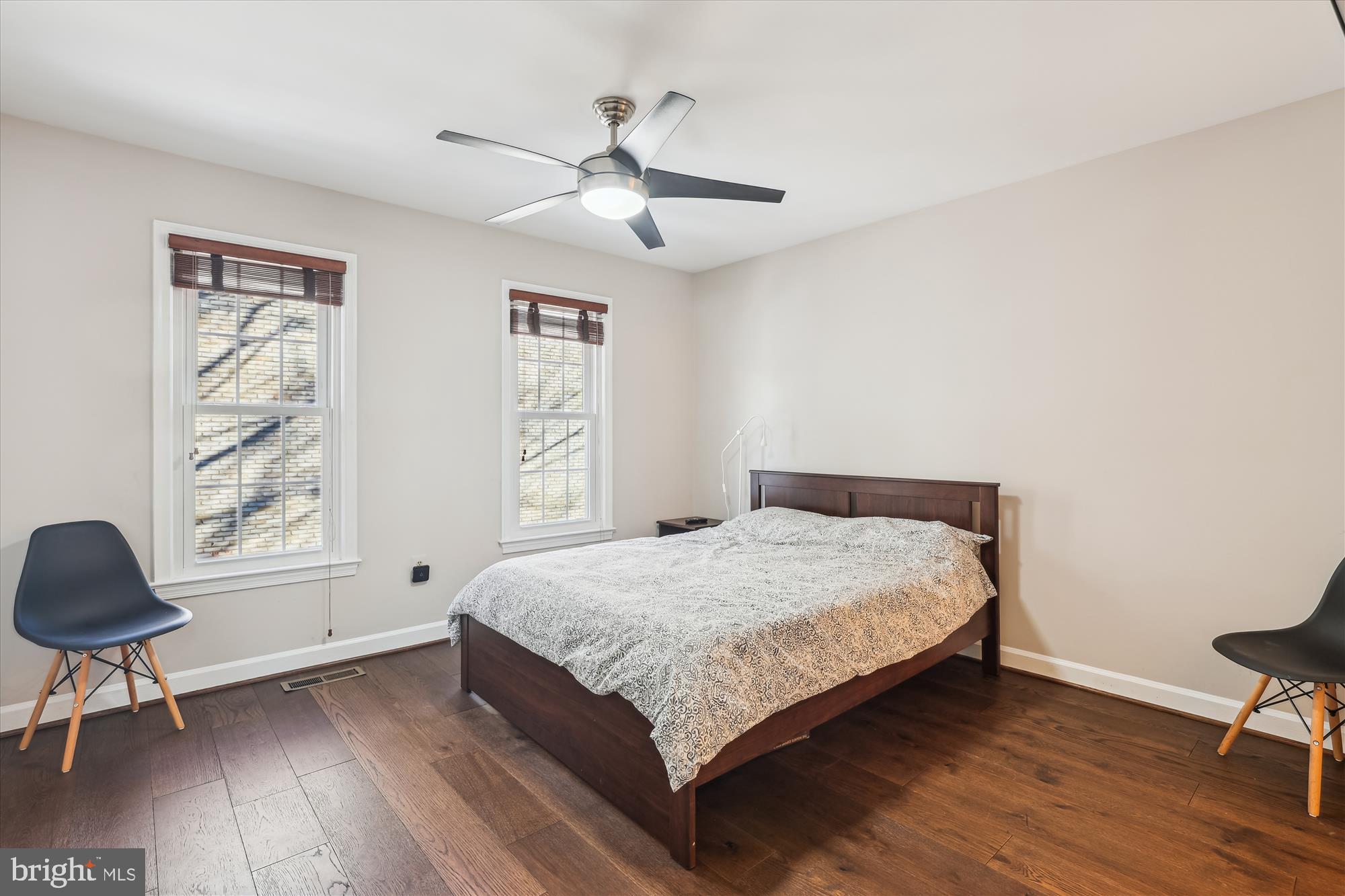 4611 MACARTHUR BLVD NW #B