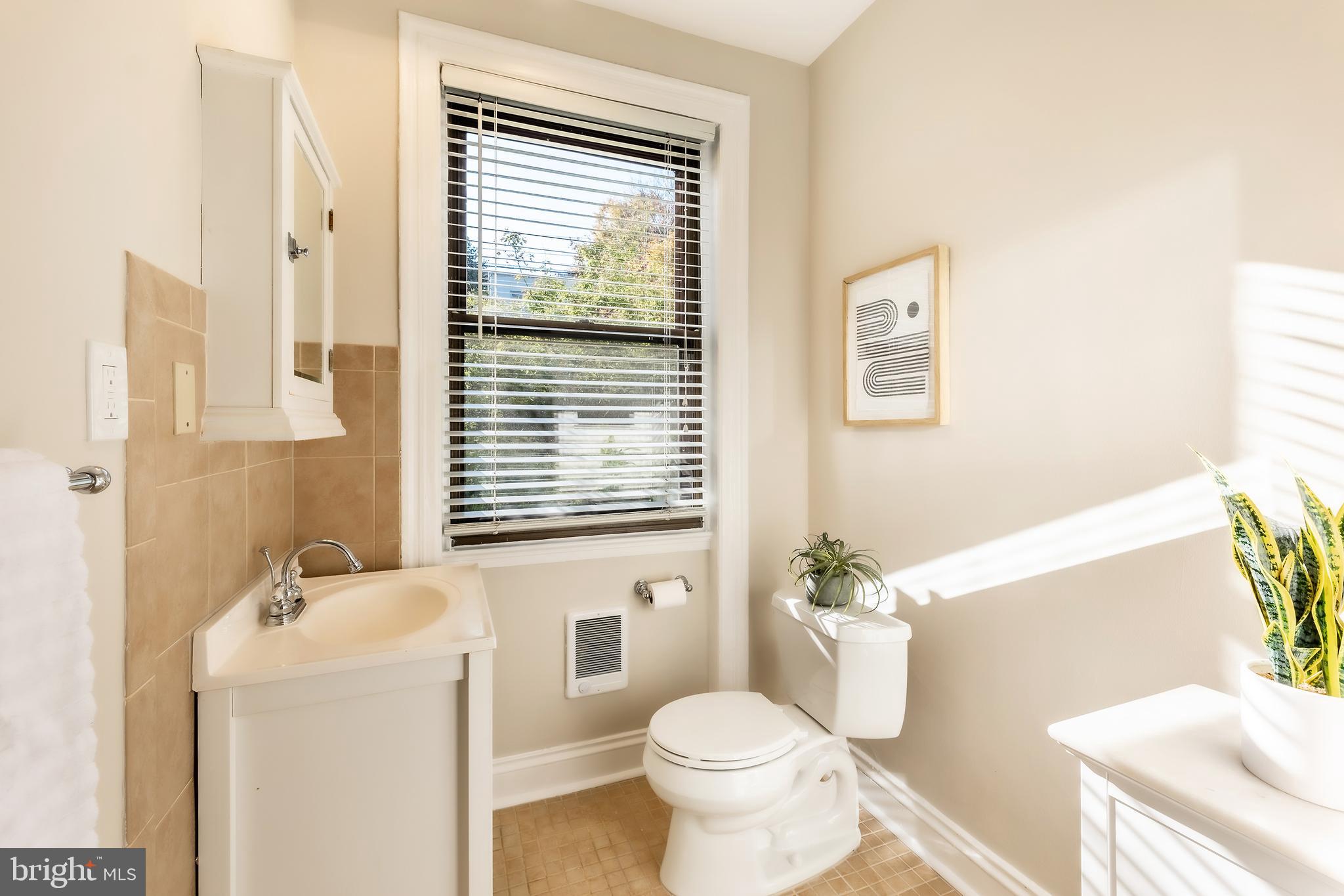 3100 CONNECTICUT AVE NW #216