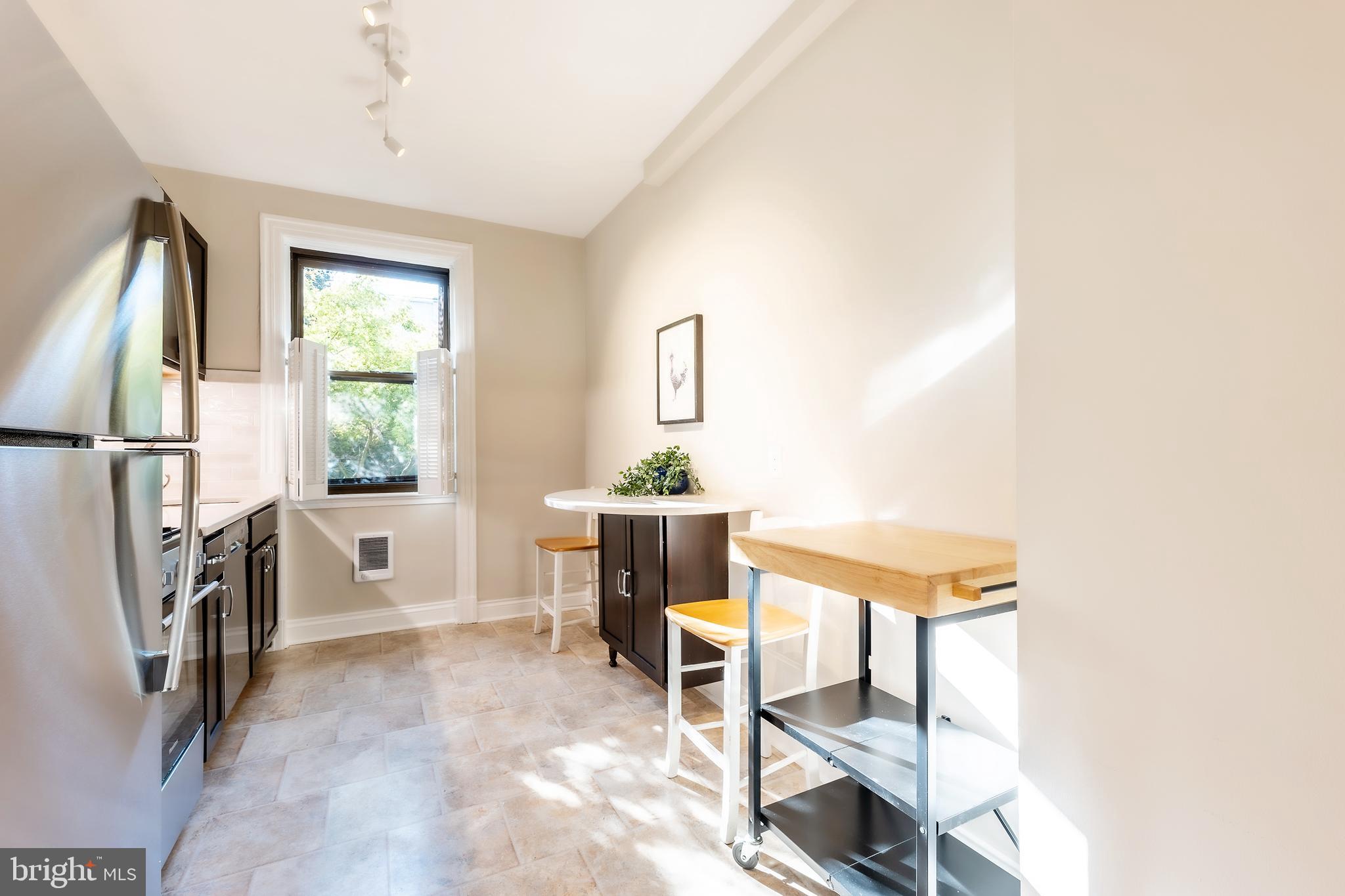 3100 CONNECTICUT AVE NW #216