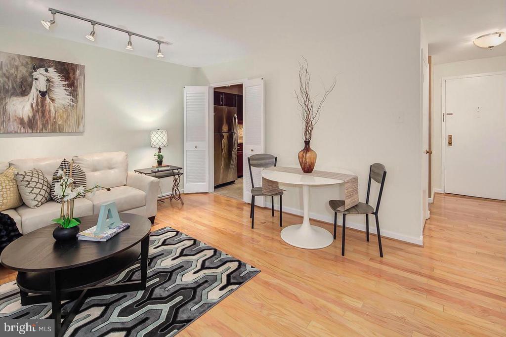 2141 P ST NW #301